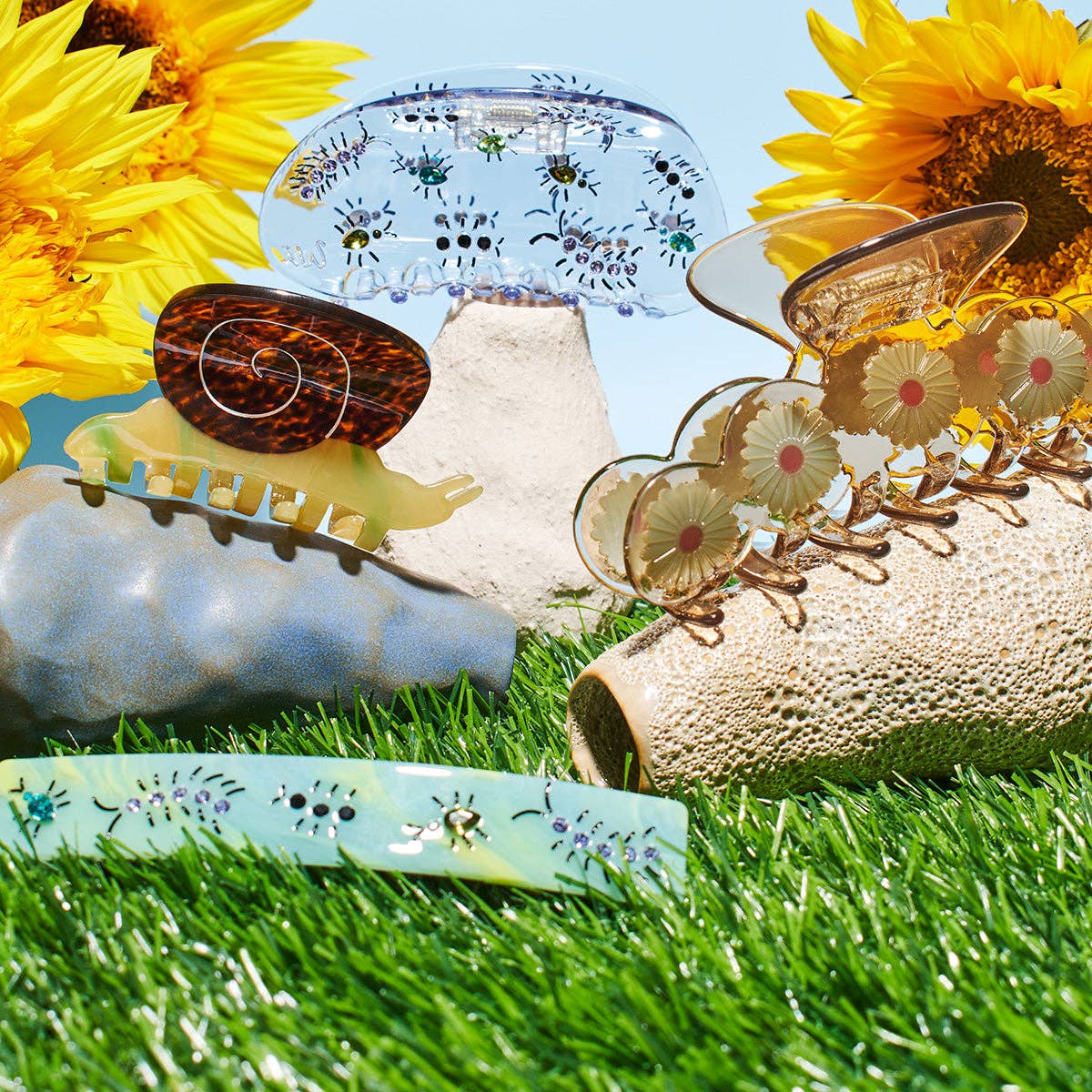 Winona Irene Garden Snail Small Acetate Hair Claw - Lifestory