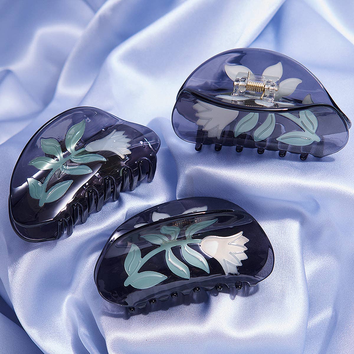 Winona Irene Belladonna Floral Acetate Hair Claw - Lifestory