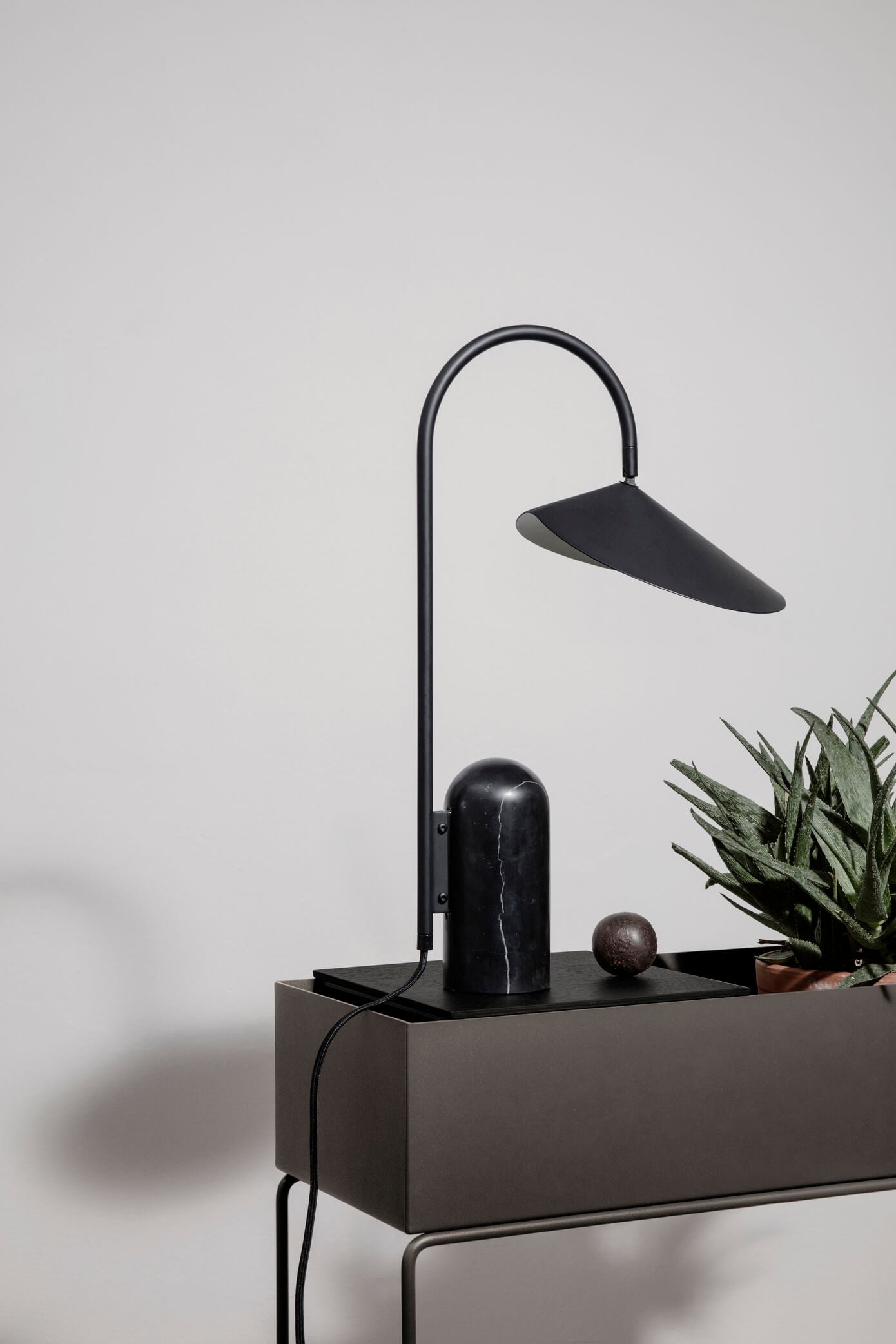 Arum Table Lamp | Black/Black Marble | by ferm Living - Lifestory