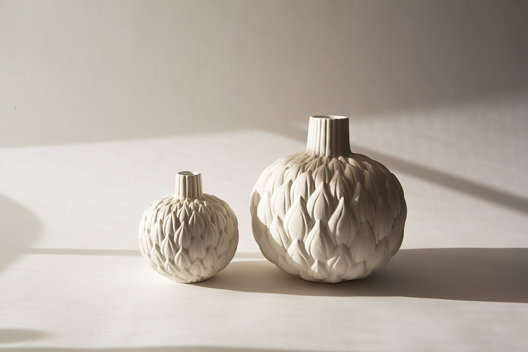 Vase Relief Astrid | Small | Creamy White | by Lindform - Lifestory - Lindform