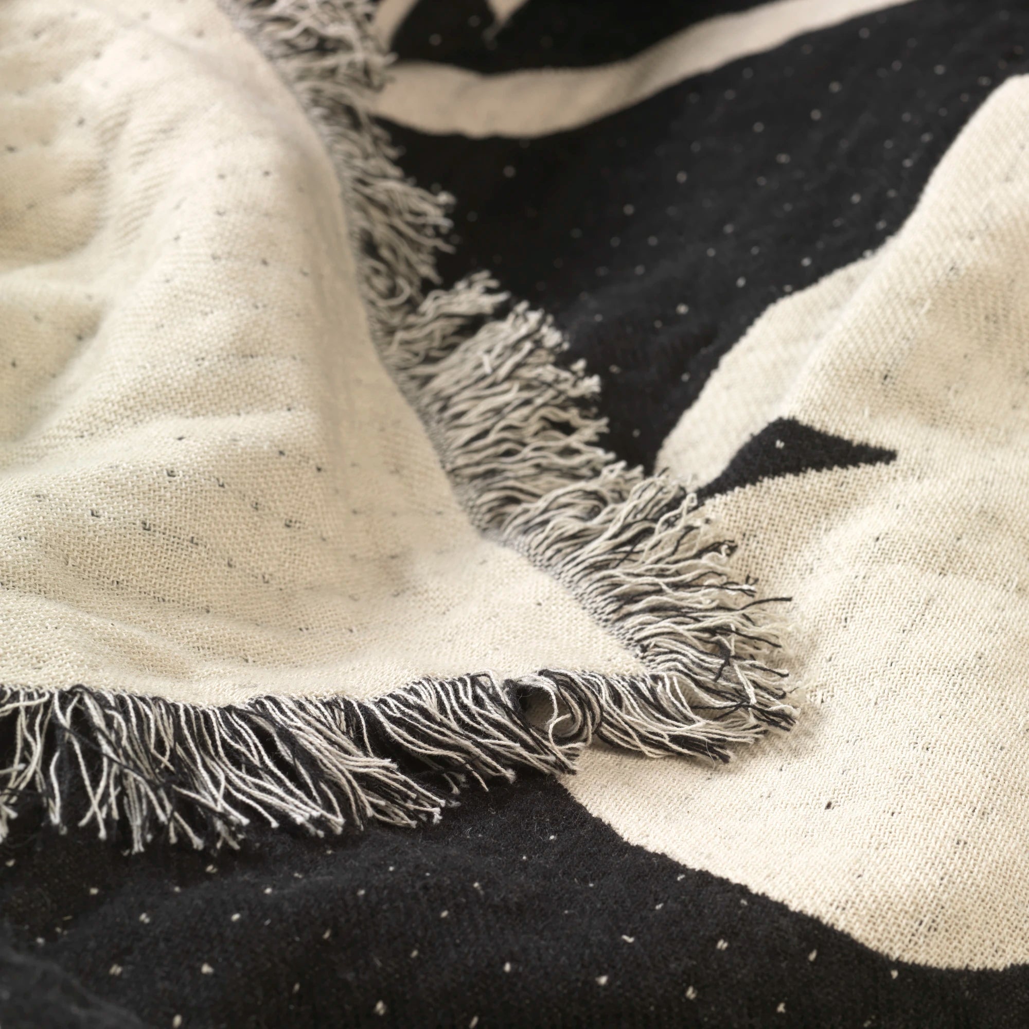 Broste Copenhagen 100% Cotton Rosita Throw in Black & Off-white - Lifestory