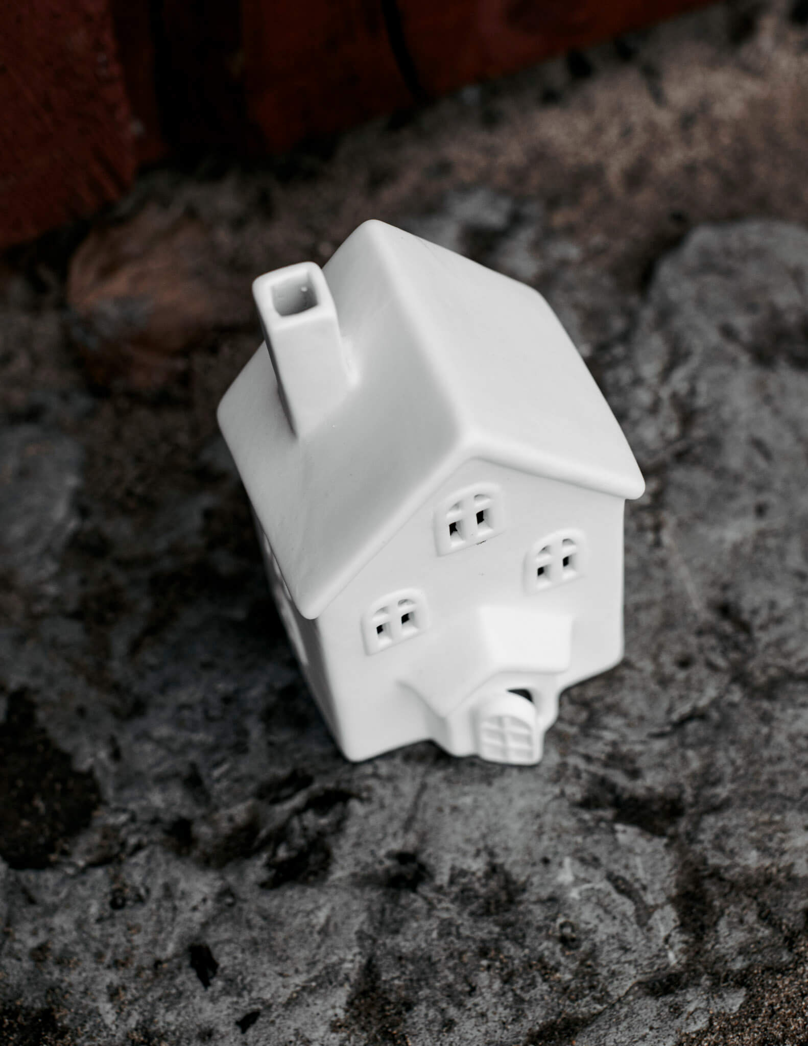 Ceramic House | Byn #10 | White | by Storefactory - Lifestory