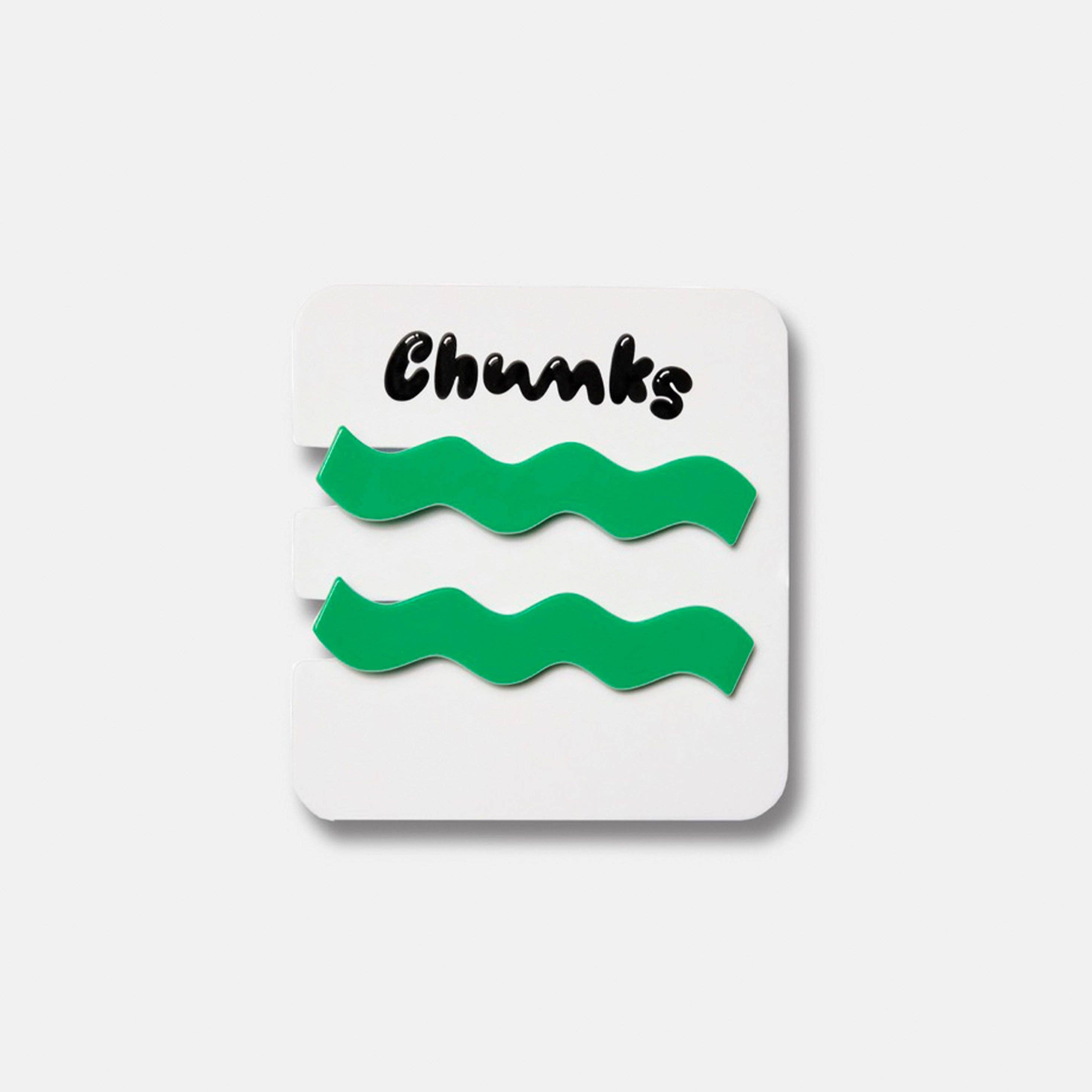 CHUNKS Allie Clips Set of 2 in Wavy Kelly Green on display card