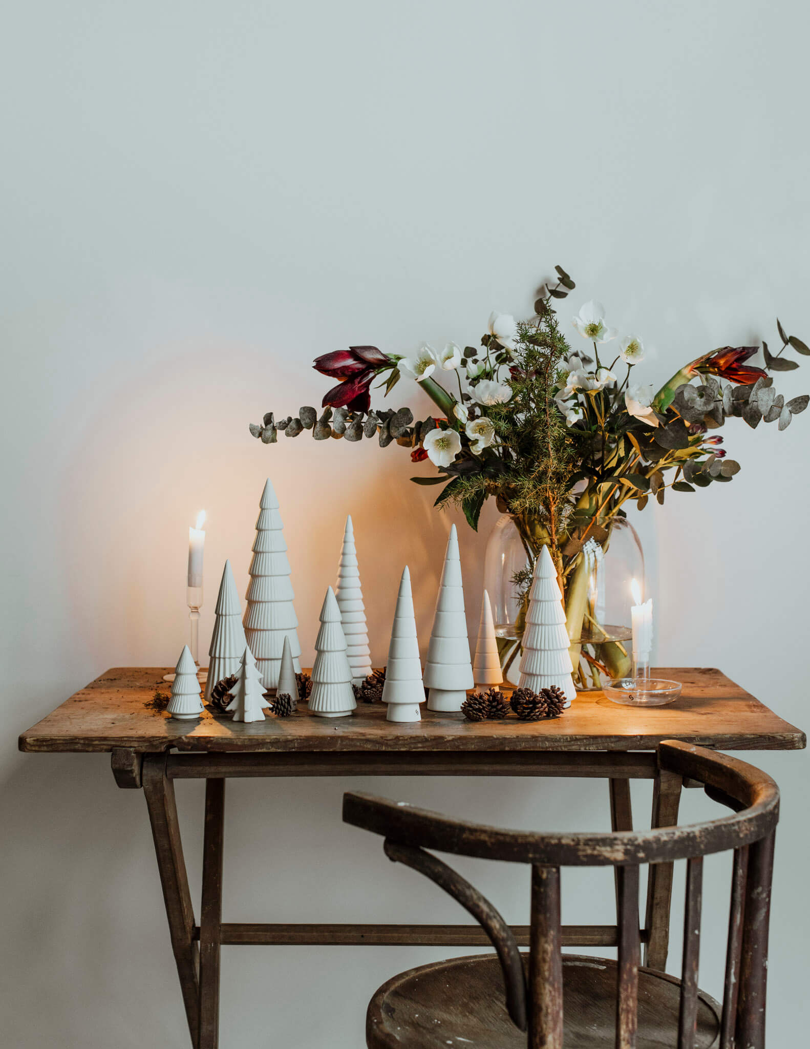 Ceramic Tree | Grankullen | Medium | White | by Storefactory - Lifestory