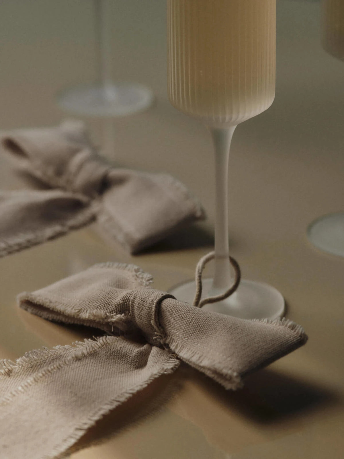 Ferm Living Set of 2 Small Bow Decorations in Natural - Lifestory