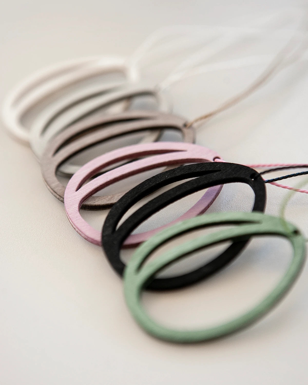 Storefactory 'Getinge' Hanging Wooden Egg Decoration - Lifestory