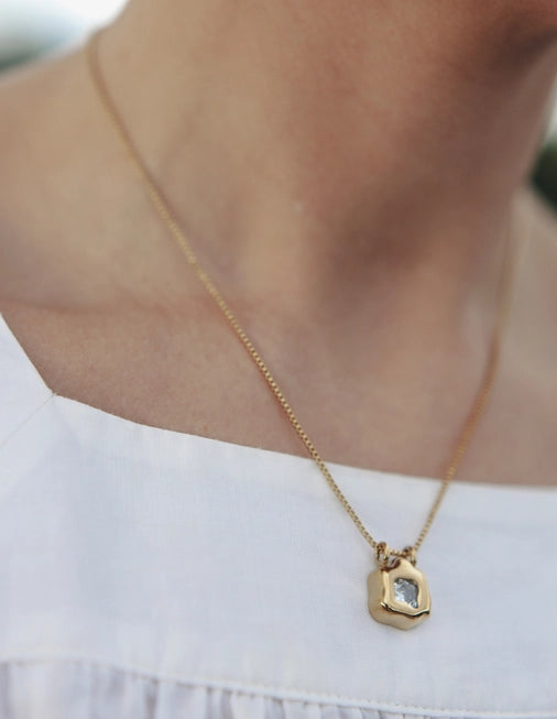 Fluid Pendant Necklace - Water Resistant Gold Plating by Nordic Muse - Lifestory