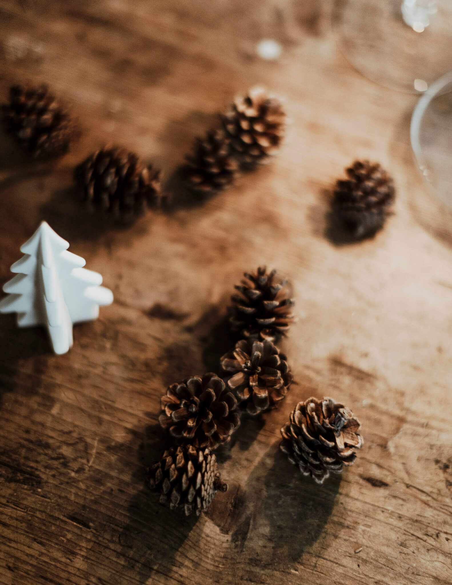 Ceramic Tree | Granby | White | by Storefactory - Lifestory