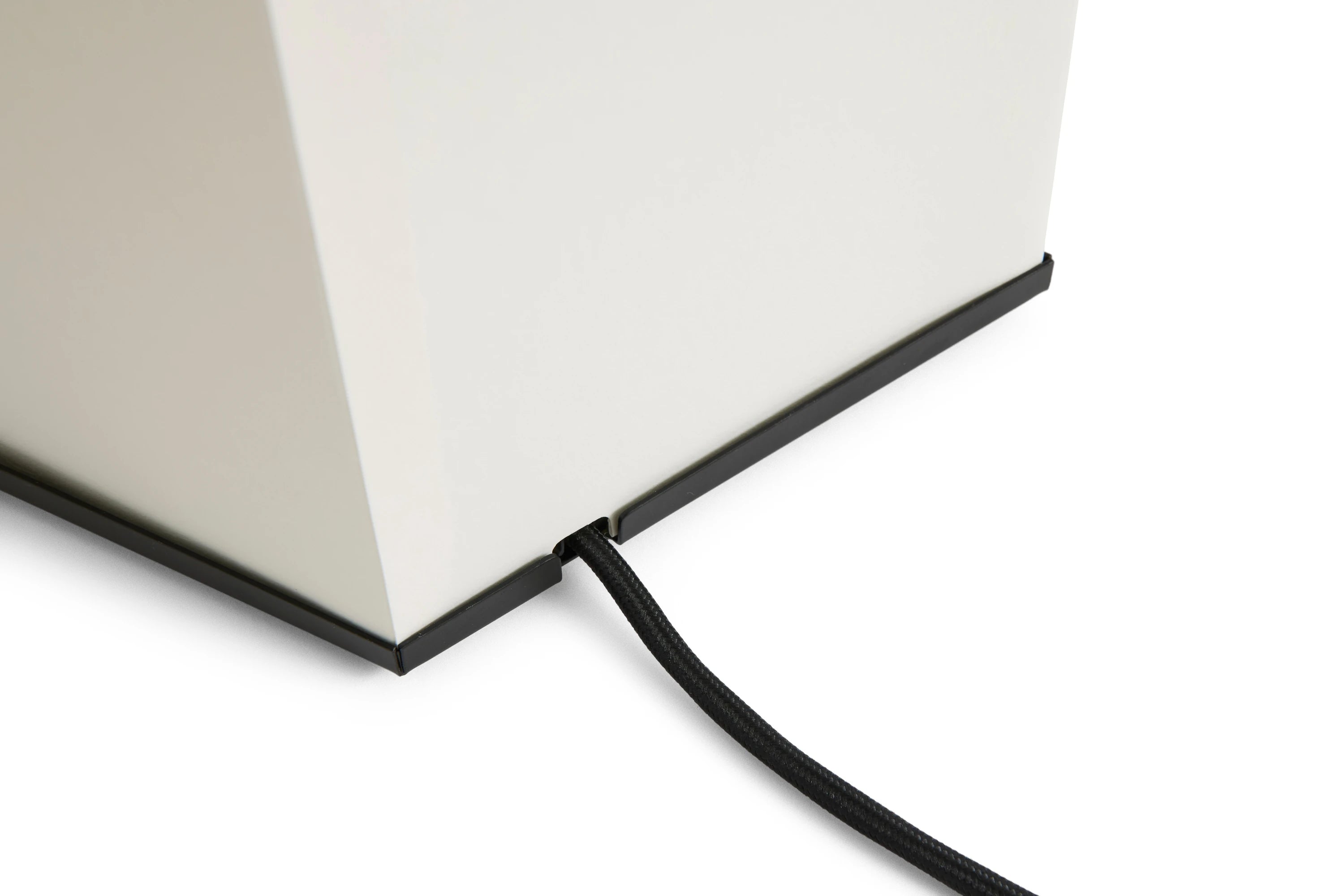 HAY Aplat Table Lamp (H44cm) in White - Lifestory