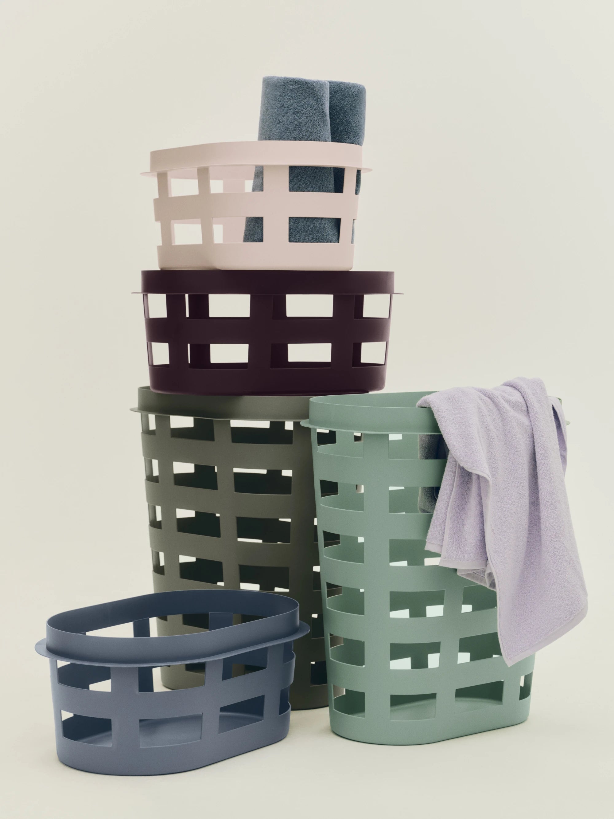 HAY Basket (Small) in 100% Recycled Plastic - Lifestory