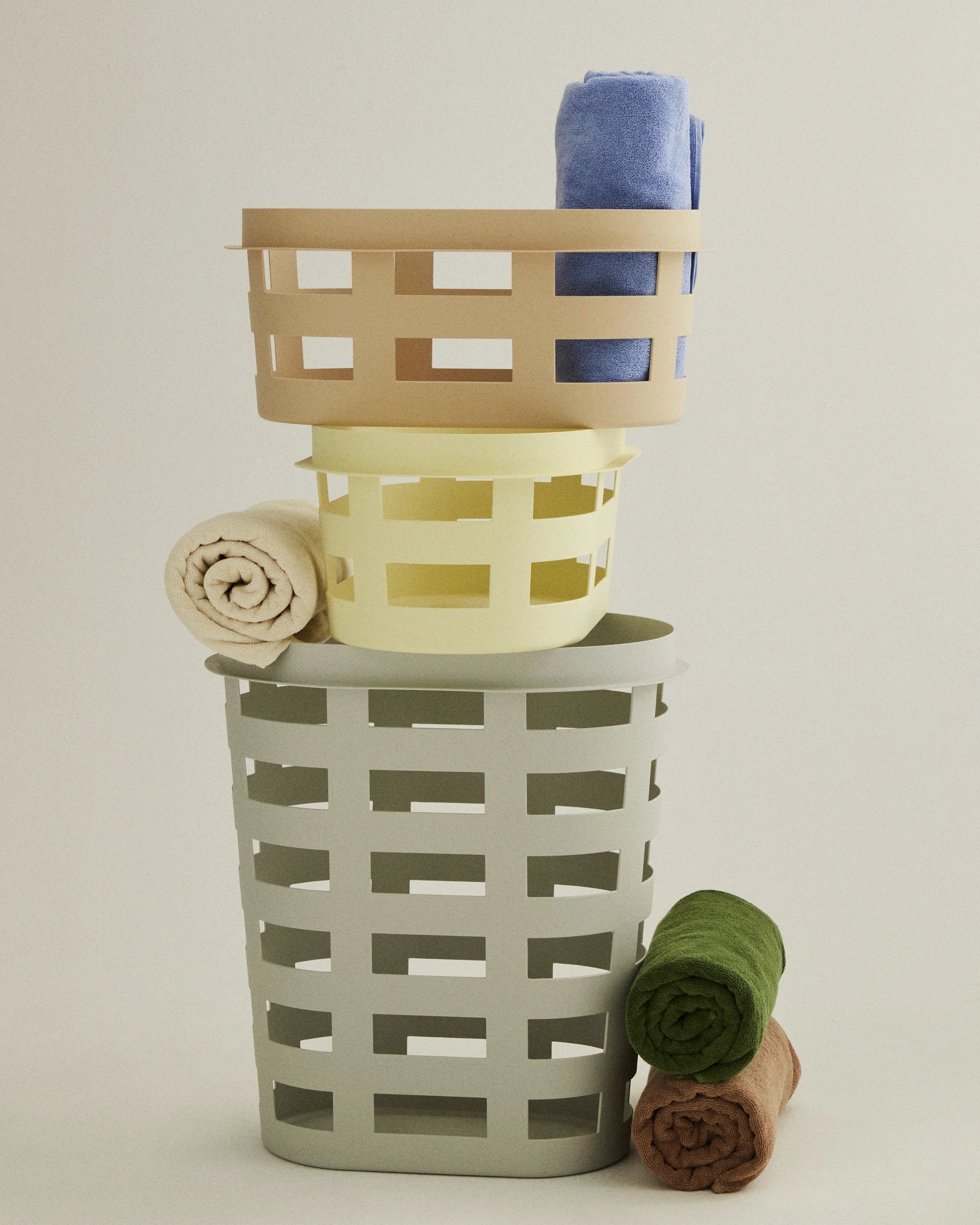 HAY Basket (Small) in 100% Recycled Plastic - Lifestory