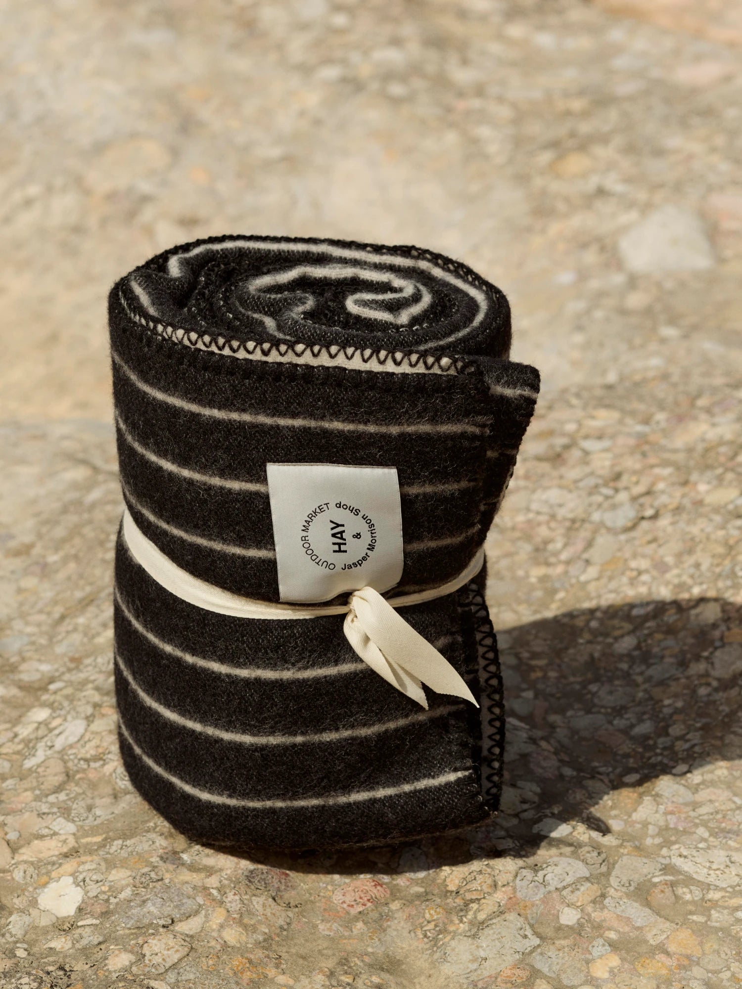 HAY Outdoor Market Tea Towel Set of 2 in Cotton-Linen - Lifestory