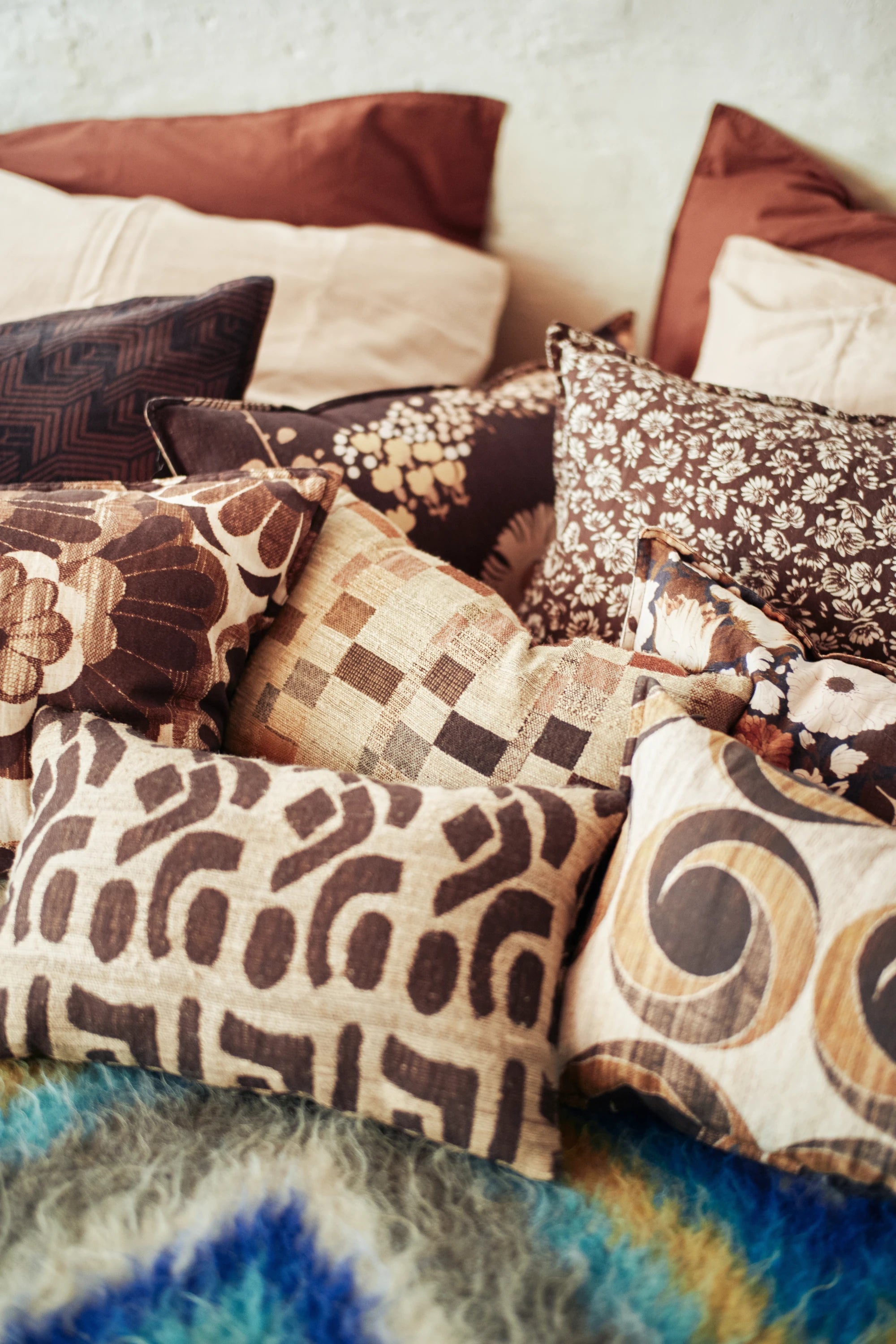 HKLIVING Rectangular Silk Cushion (40 x 25cm) in Various Patterns - Lifestory