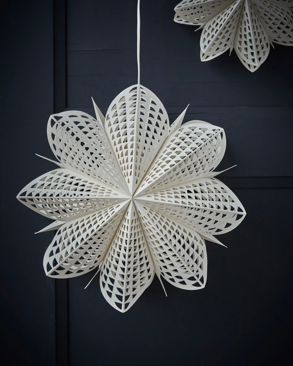 House Doctor Gint Paper Star (45cm) in White | Can Be Used With Light
