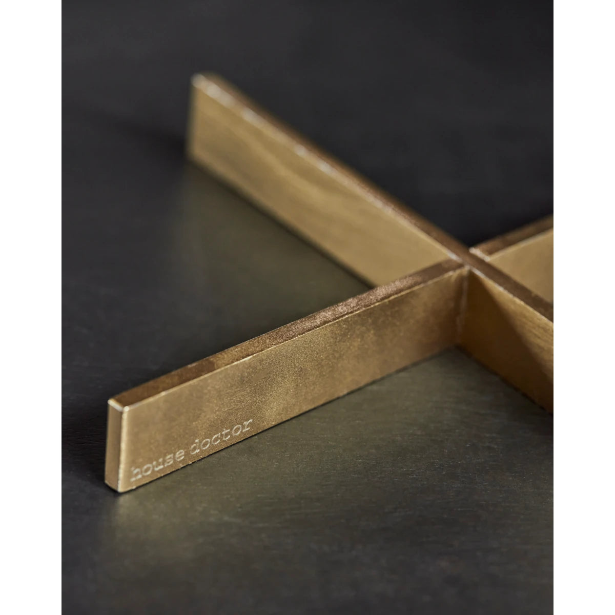 House Doctor Cros Trivet - Lifestory