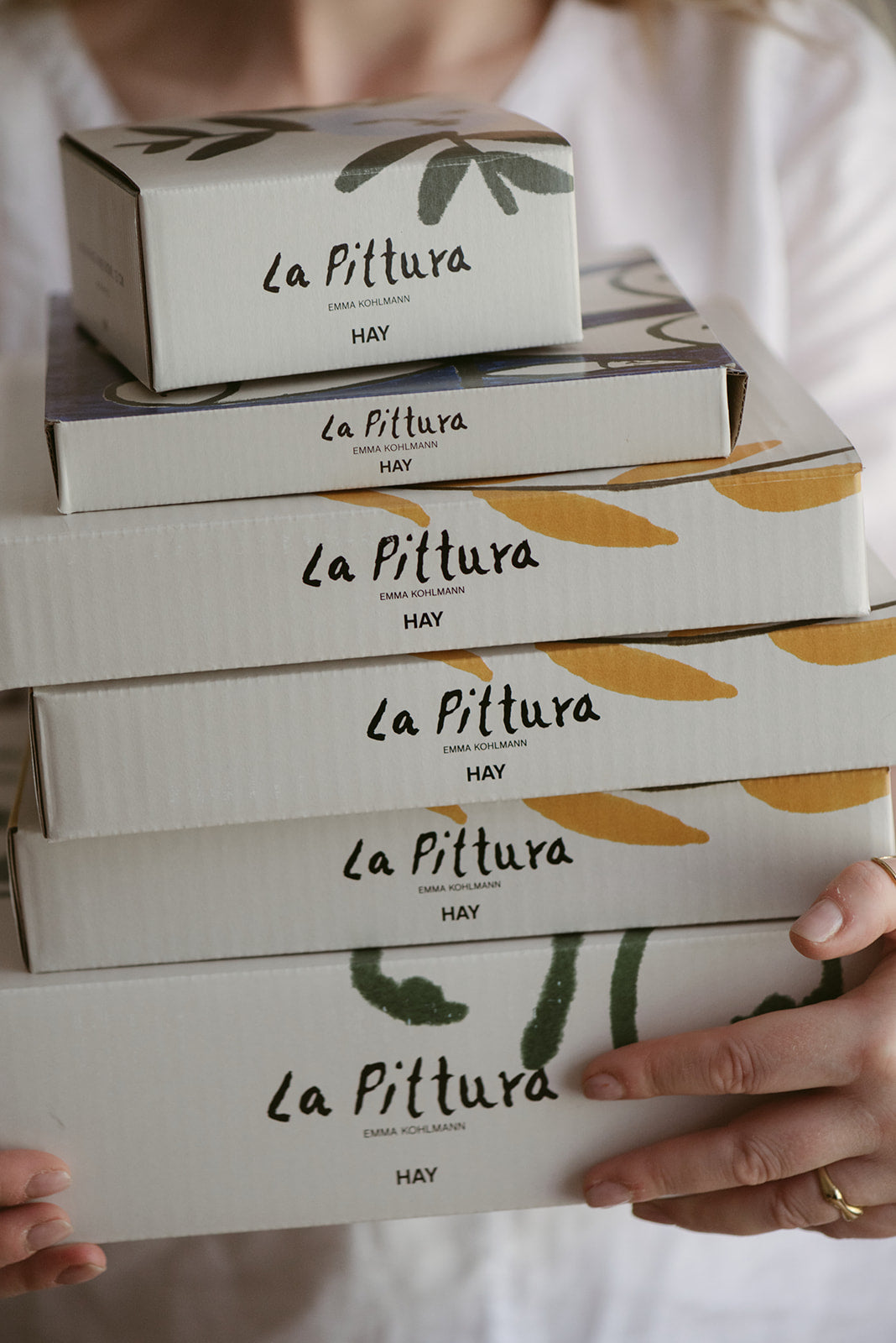 HAY x Emma Kohlmann - La Pittura Ø36.5cm Serving Platter in Various Designs