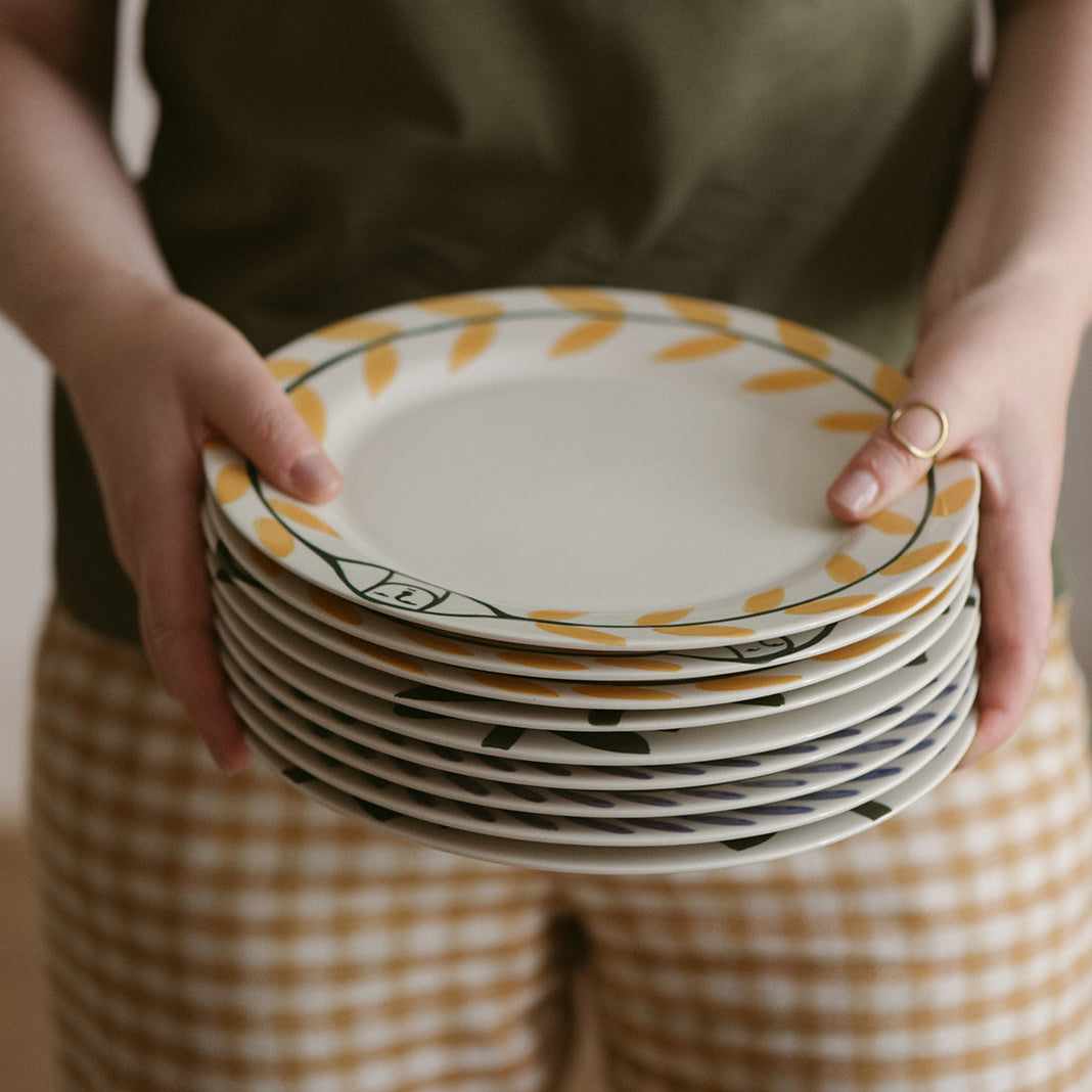 HAY x Emma Kohlmann - La Pittura Ø24cm Plate in Various Designs - Lifestory