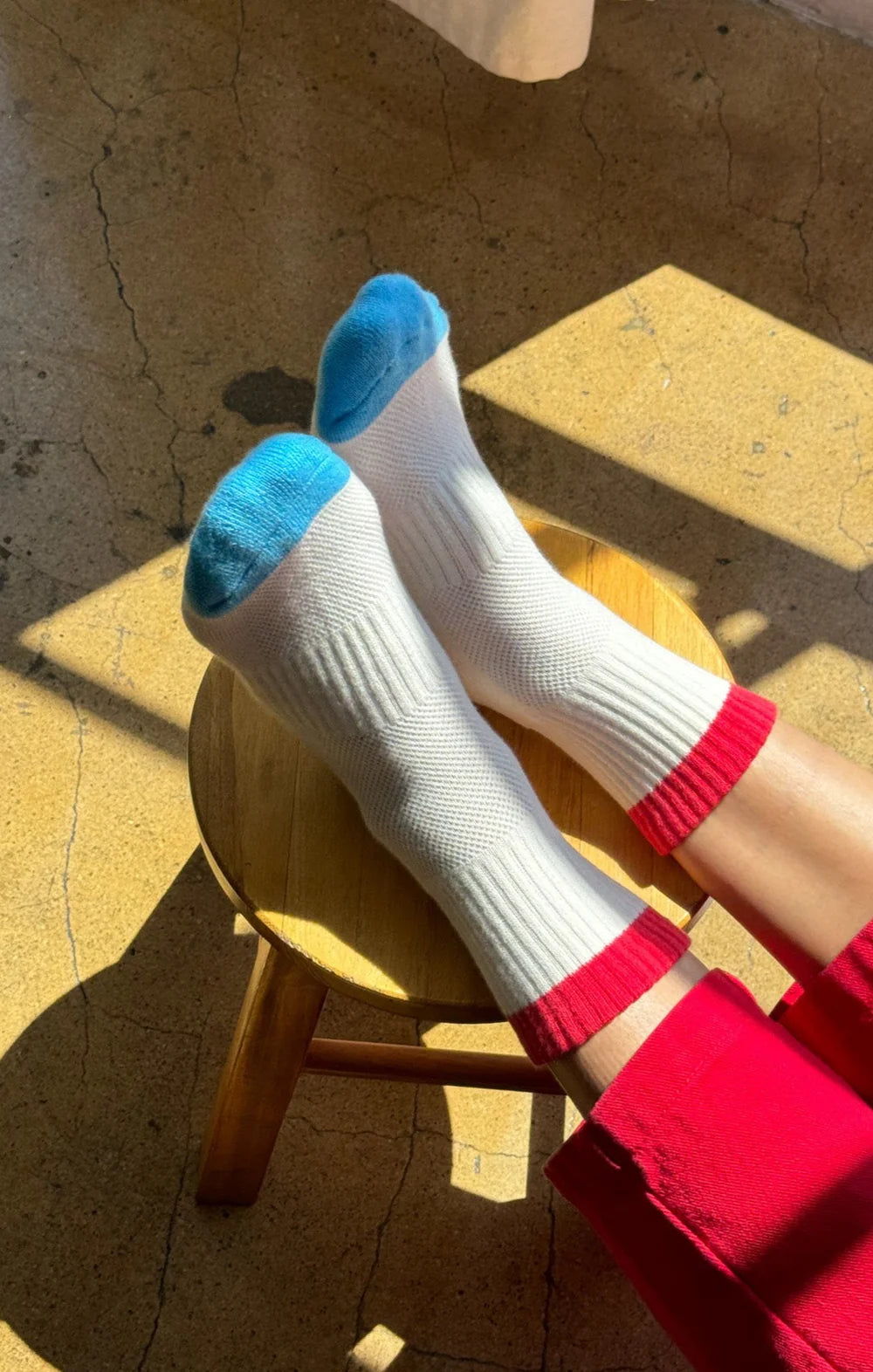 Le Bon Shoppe Colour Block Girlfriend Socks (UK 4-8) in Red and Blue
