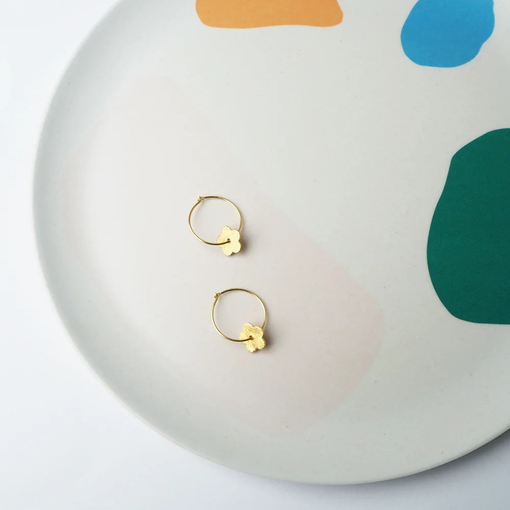 Minima Hoops | Flower Shape | Gold Plated Sterling Silver - Lifestory