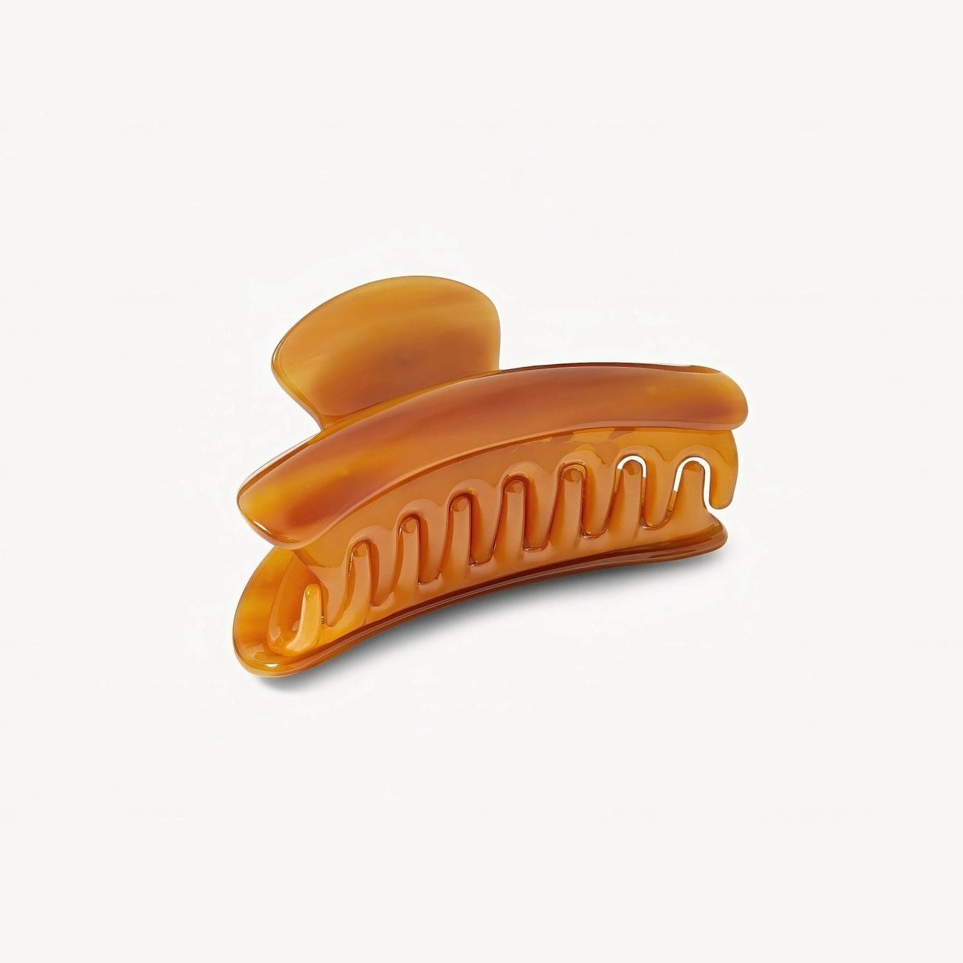 MACHETE Grande Heirloom Claw in Cognac Acetate