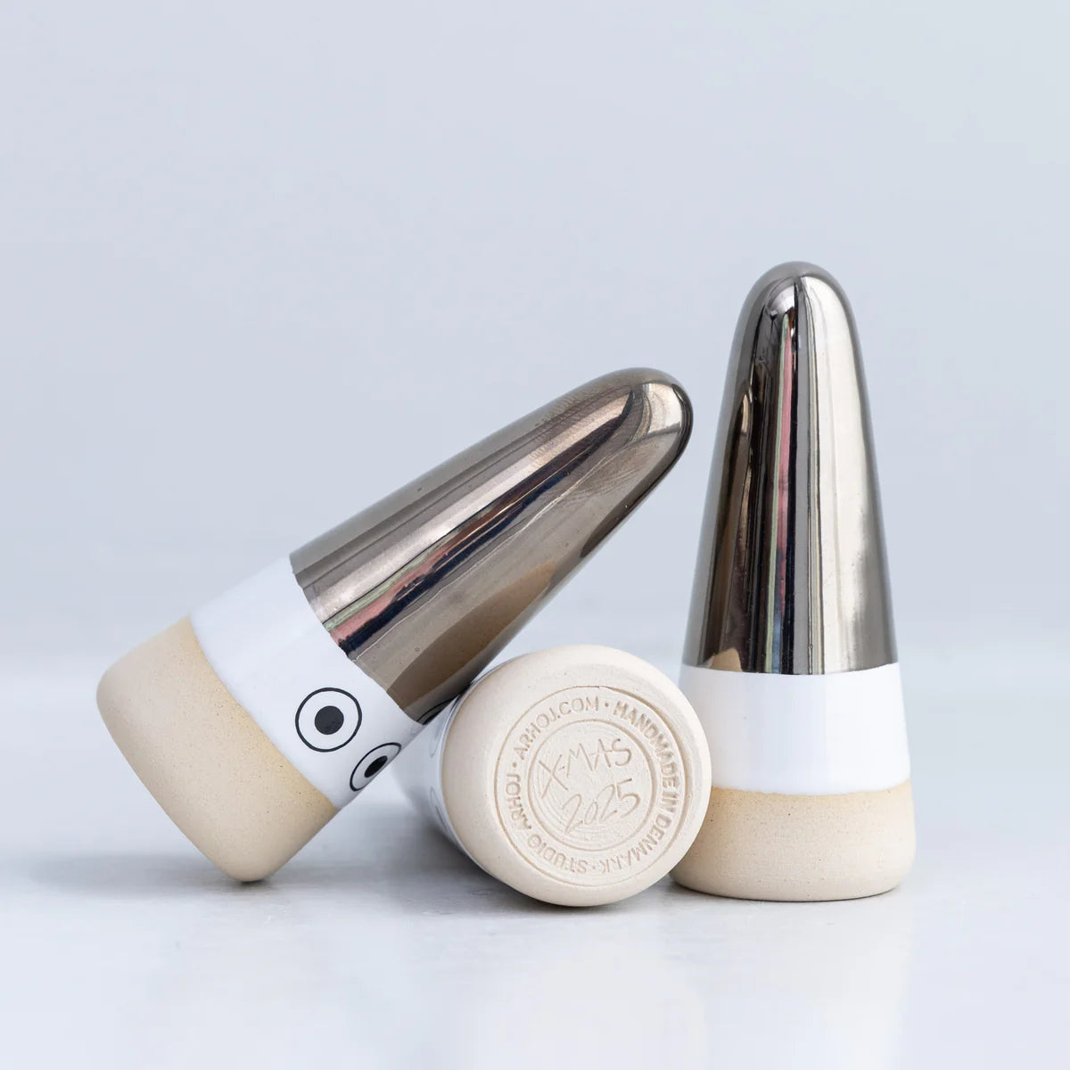 ‘Nisse' Ghost Dark Metallic Silver | 2025 Limited Edition by Studio Arhoj