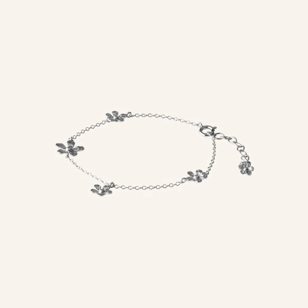 Wild Poppy Bracelet in Silver and Gold-Plated Silver by Pernille Corydon - Lifestory
