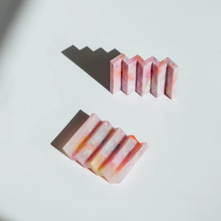 Müll Club Recycled Plastic Zip-Zag Soap Dish in Vanish pink and peach colourway