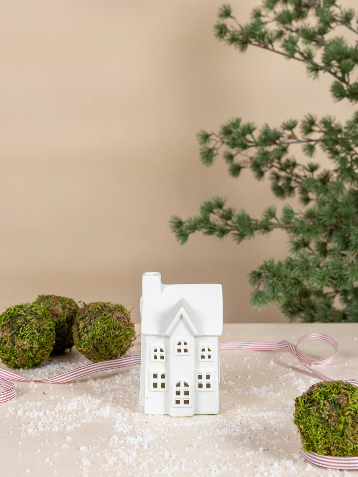 Ceramic House Byn #2 in White by Storefactory