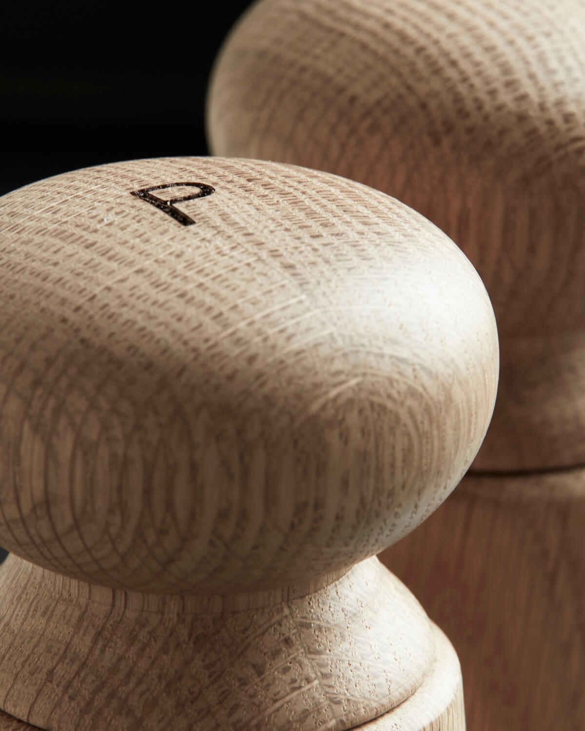 Salt & Pepper Grinders - Wardha | Oak & Ceramic | by House Doctor - Lifestory