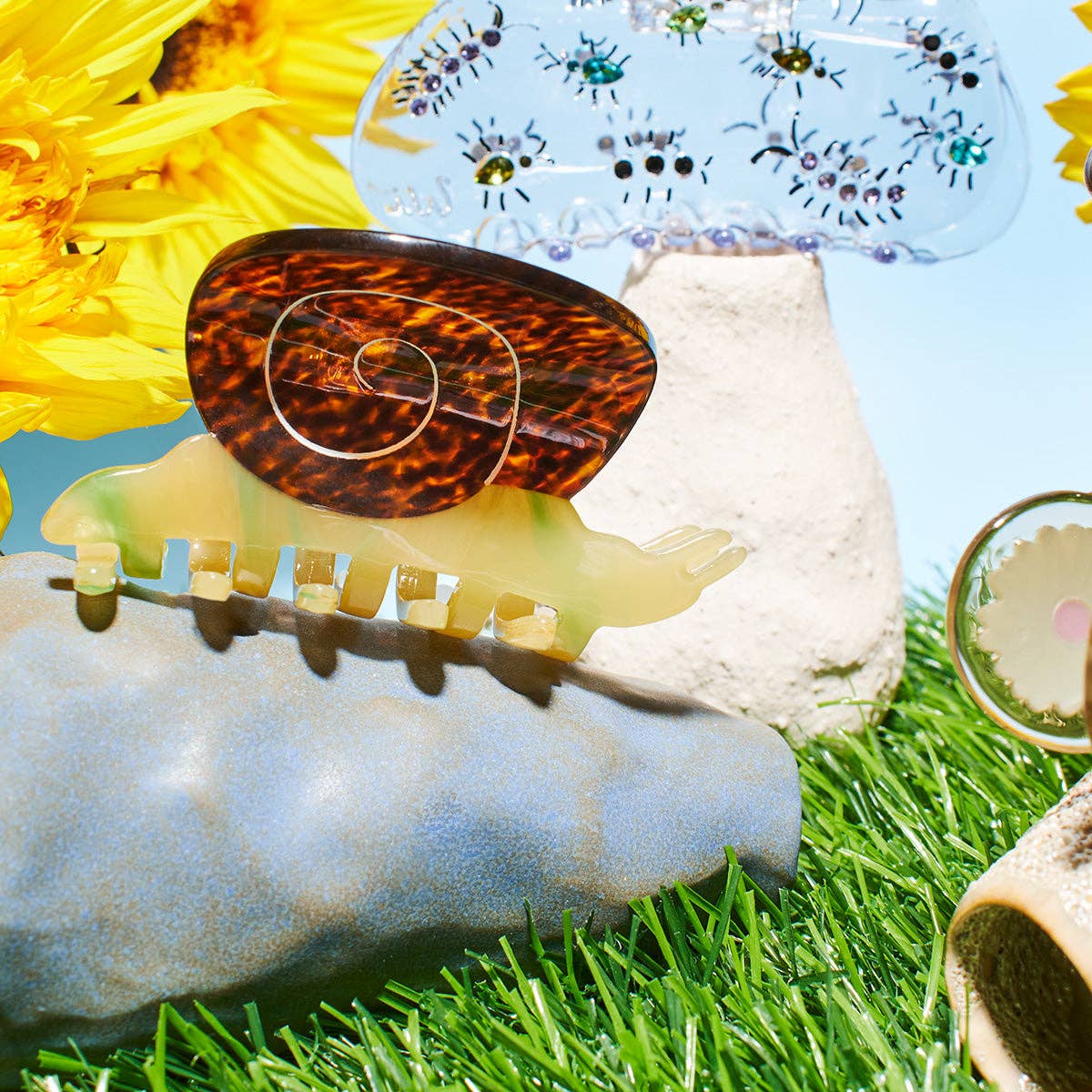 Winona Irene Garden Snail Small Acetate Hair Claw - Lifestory