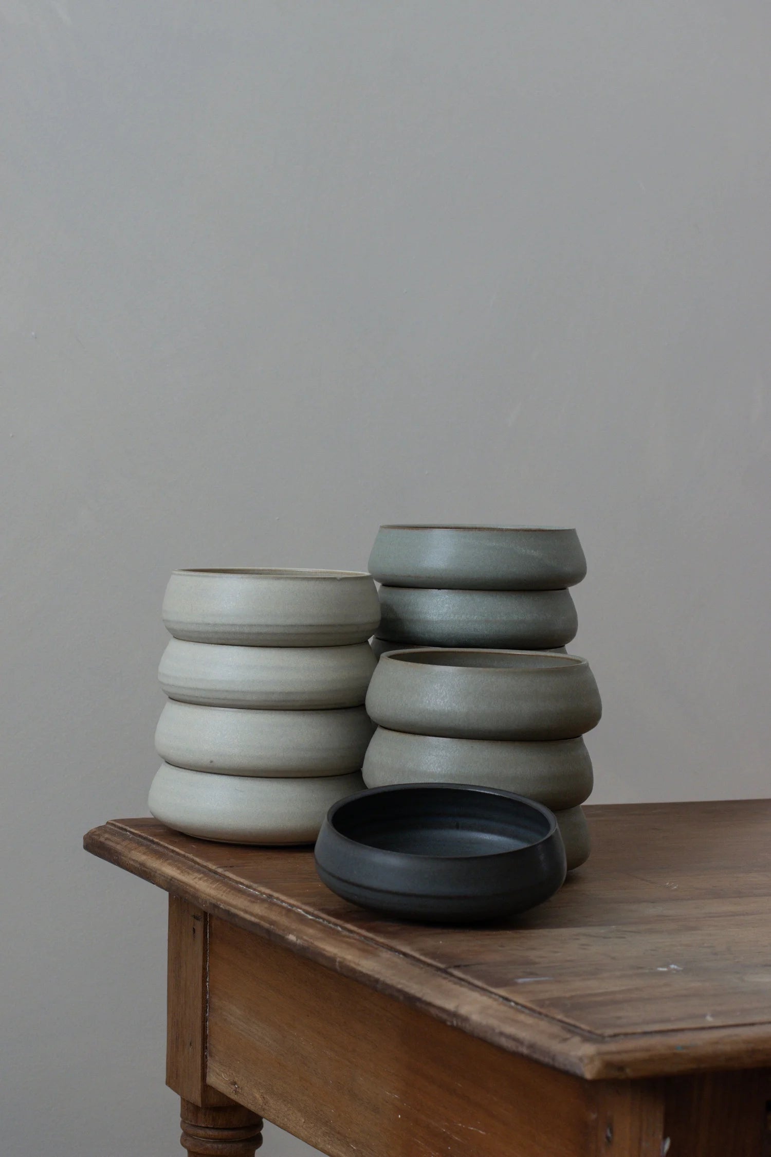 Curved Side Bowl | Moss Green | by Borja Moronta