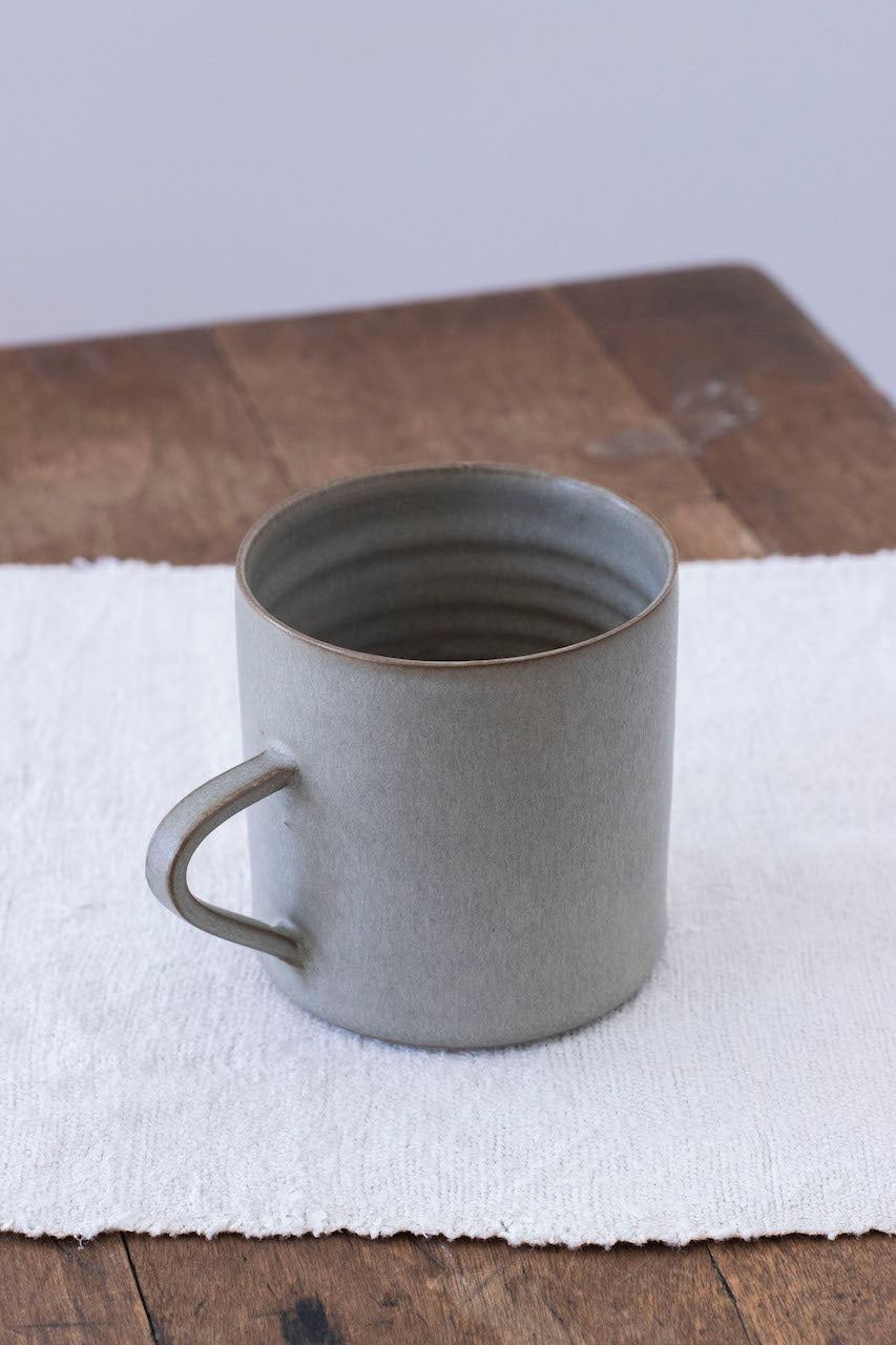 Cylindrical Cup | Feather Grey | by Borja Moronta - Lifestory