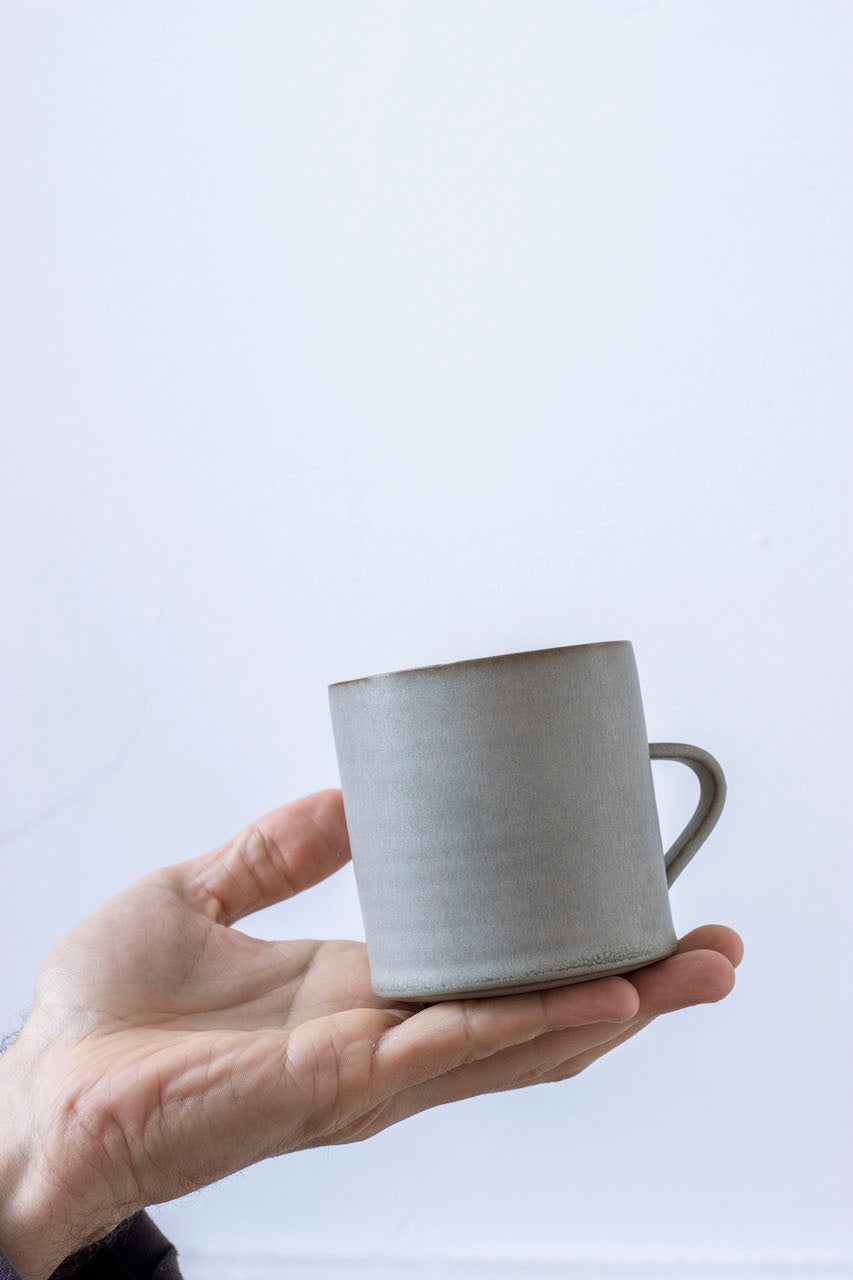 Cylindrical Cup | Feather Grey | by Borja Moronta - Lifestory