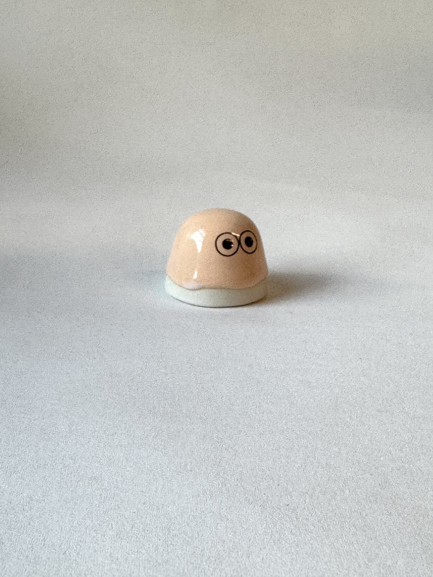 Familia Figurine | Dot | Layla | by Studio Arhoj