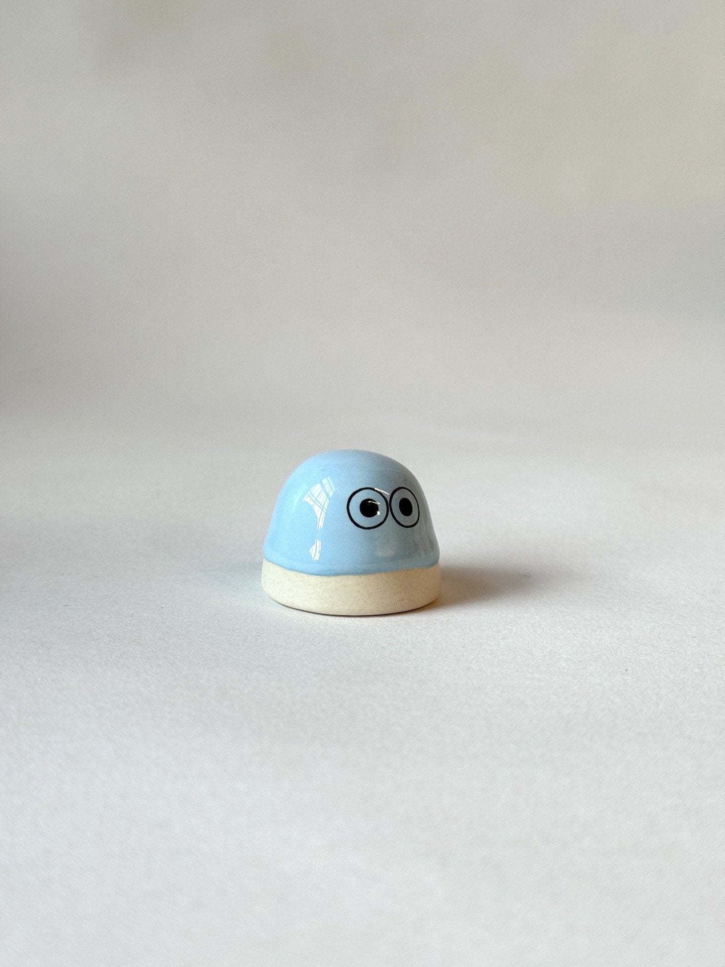 Familia Figurine | Dot | Nairn | by Studio Arhoj