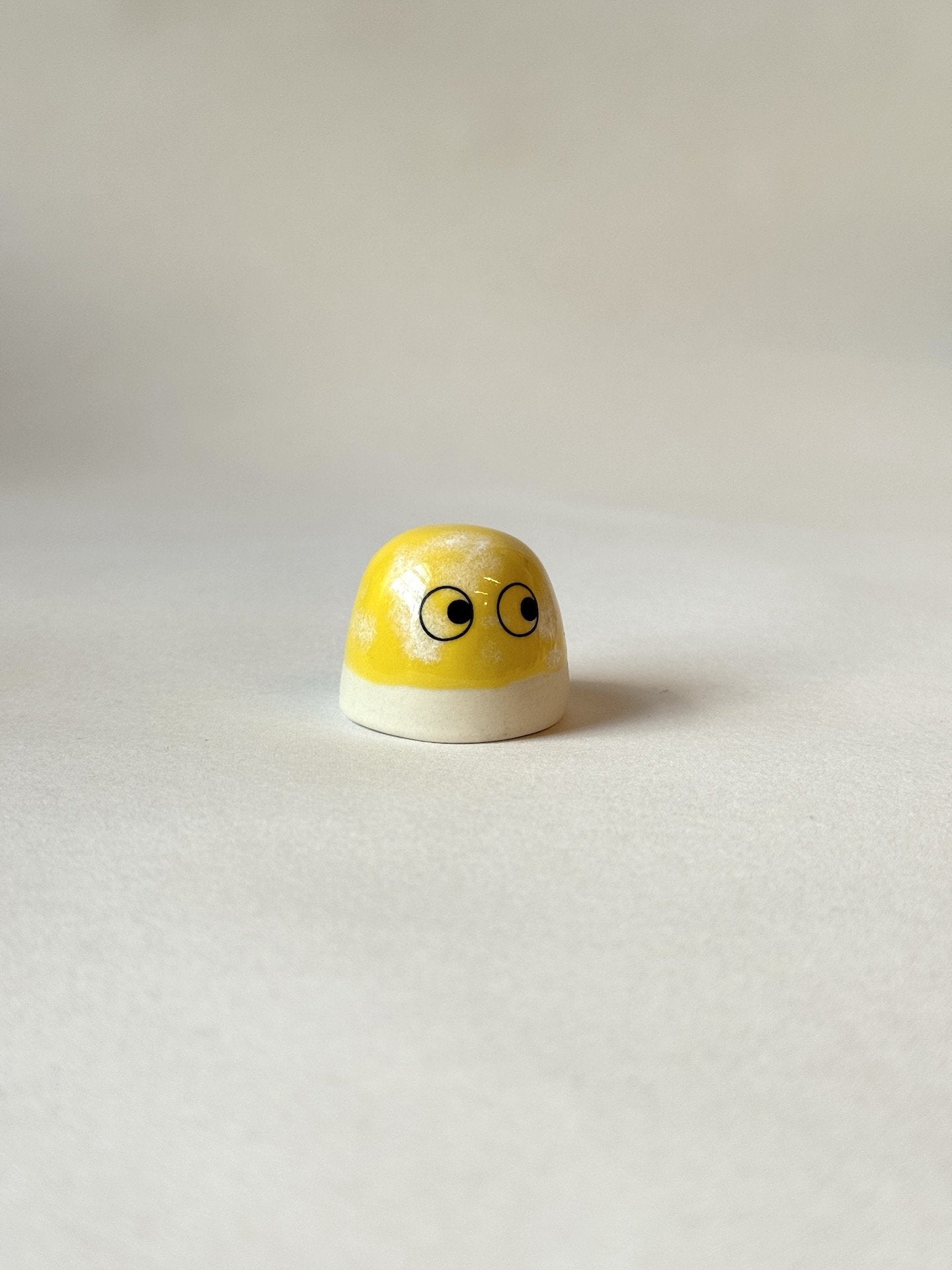 Familia Figurine | Dot | Bea | by Studio Arhoj