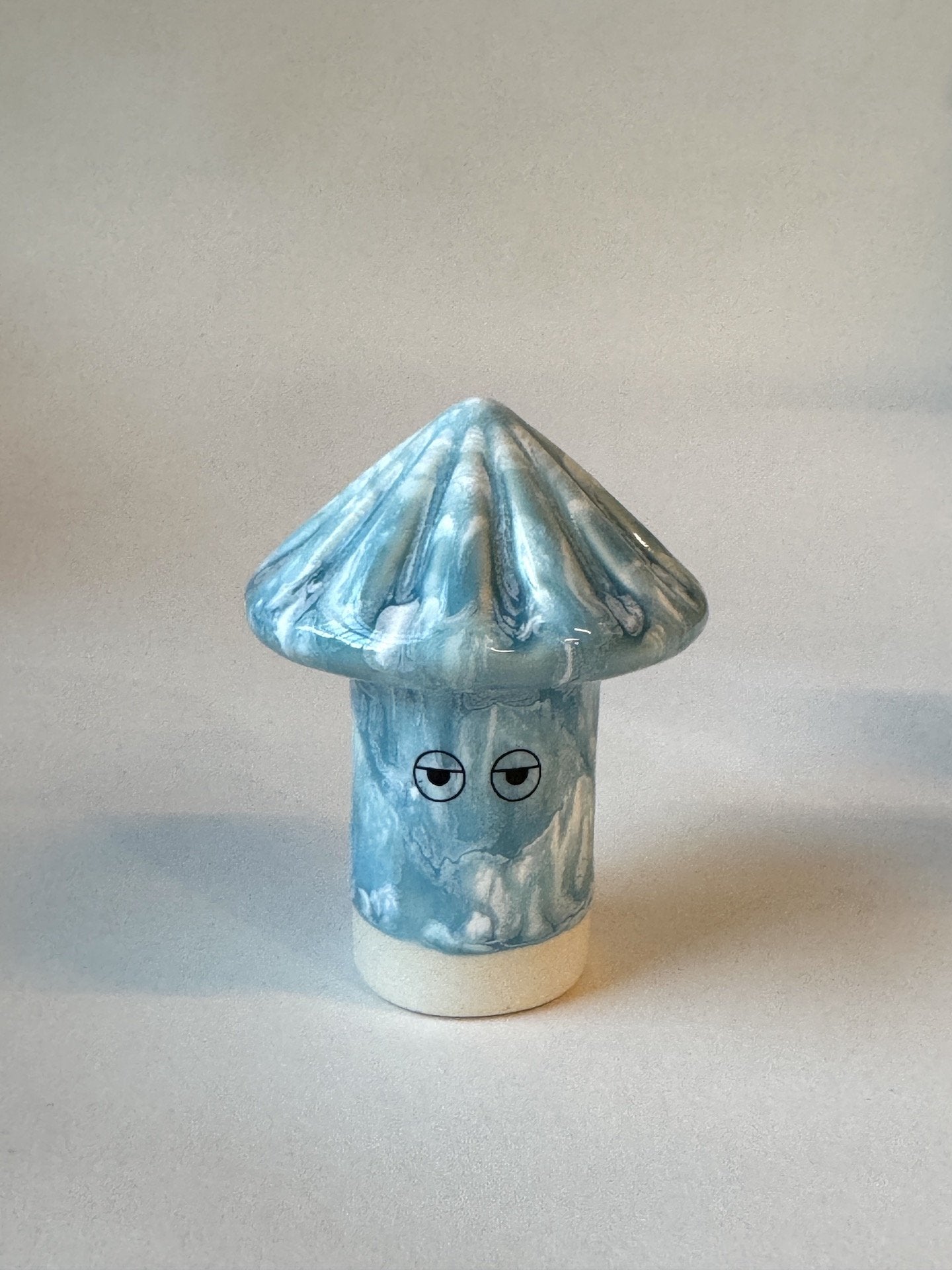 Familia Figurine, Osu | Hugh | by Studio Arhoj