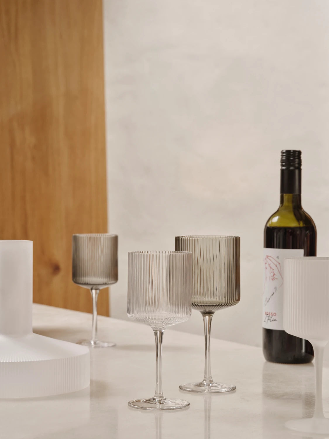 Ferm Living Set of 2 Ripple Red Wine Glasses in Clear Glass - Lifestory