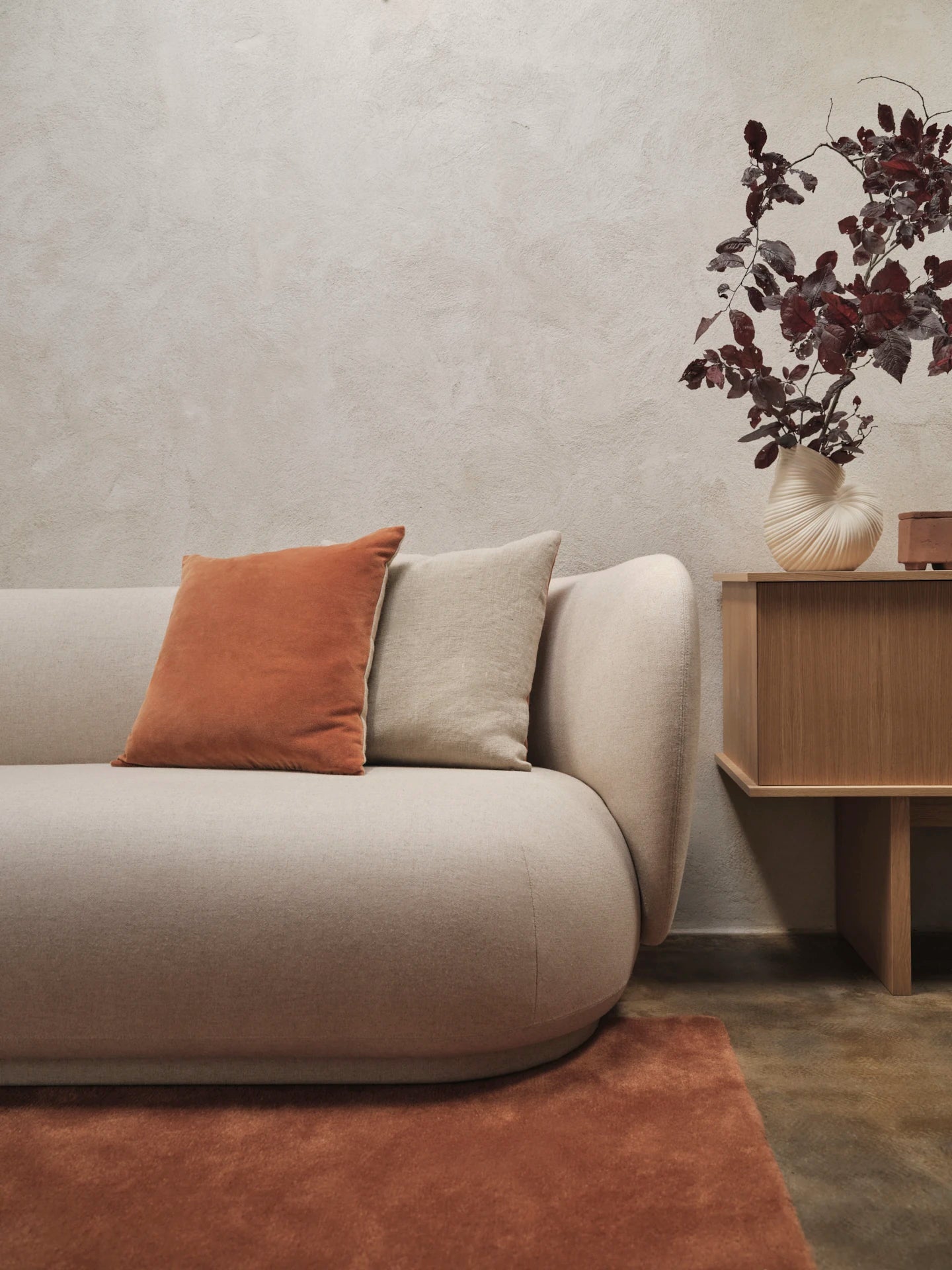 Ferm Living Shell Vase in Off White Ceramic - Lifestory