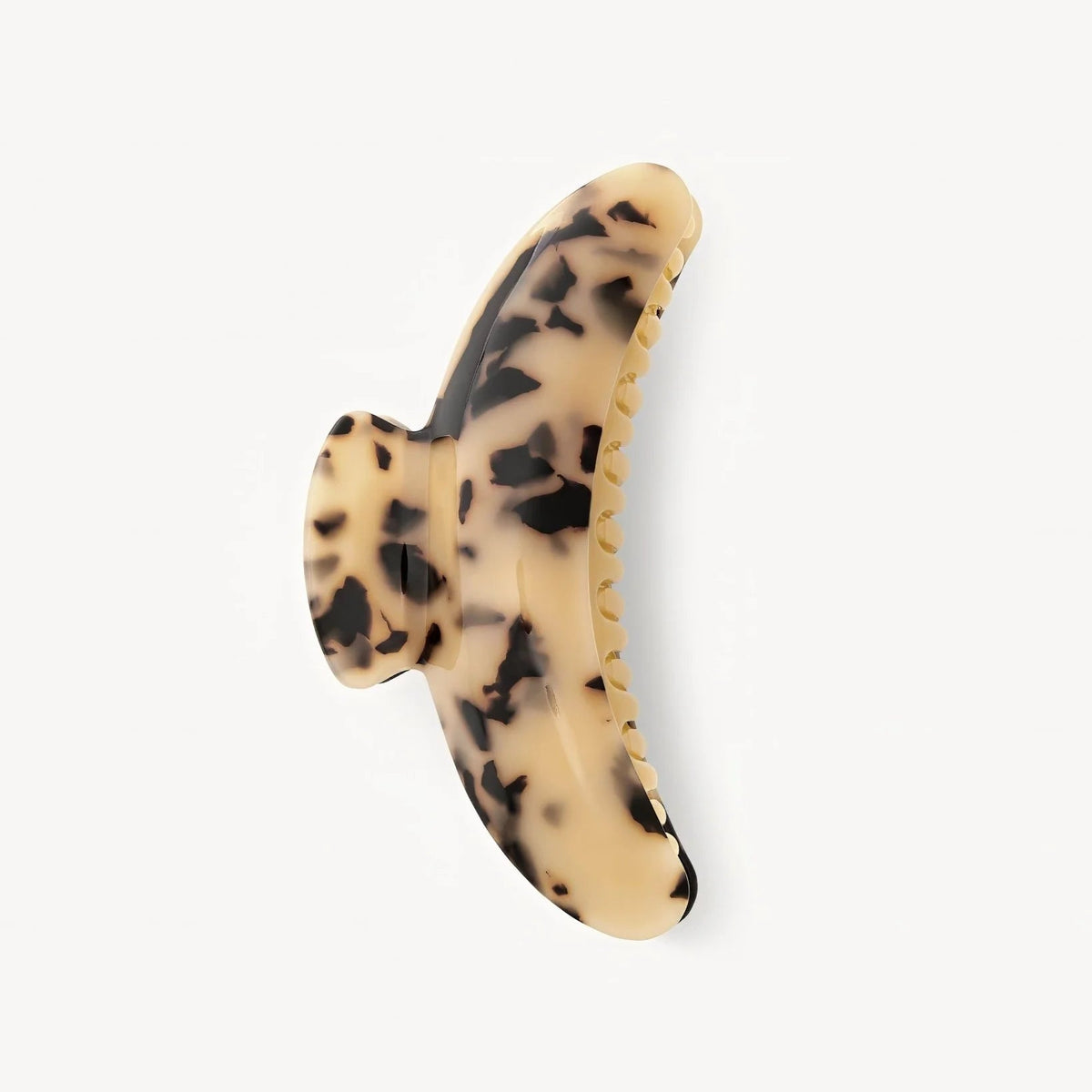 MACHETE Jumbo Heirloom Claw in Blonde Tortoise Acetate - Lifestory