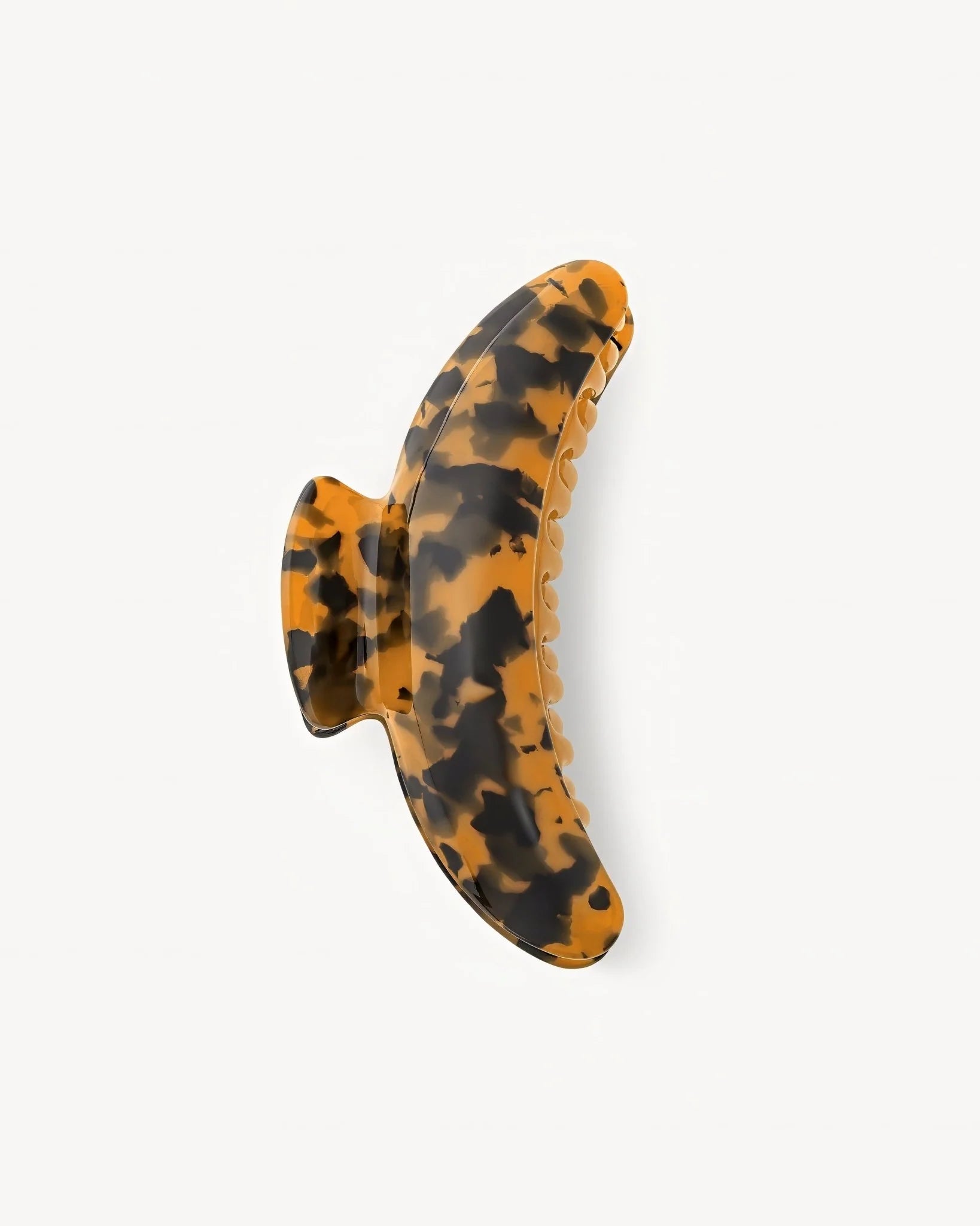 MACHETE Jumbo Heirloom Claw in Classic Tortoise Acetate