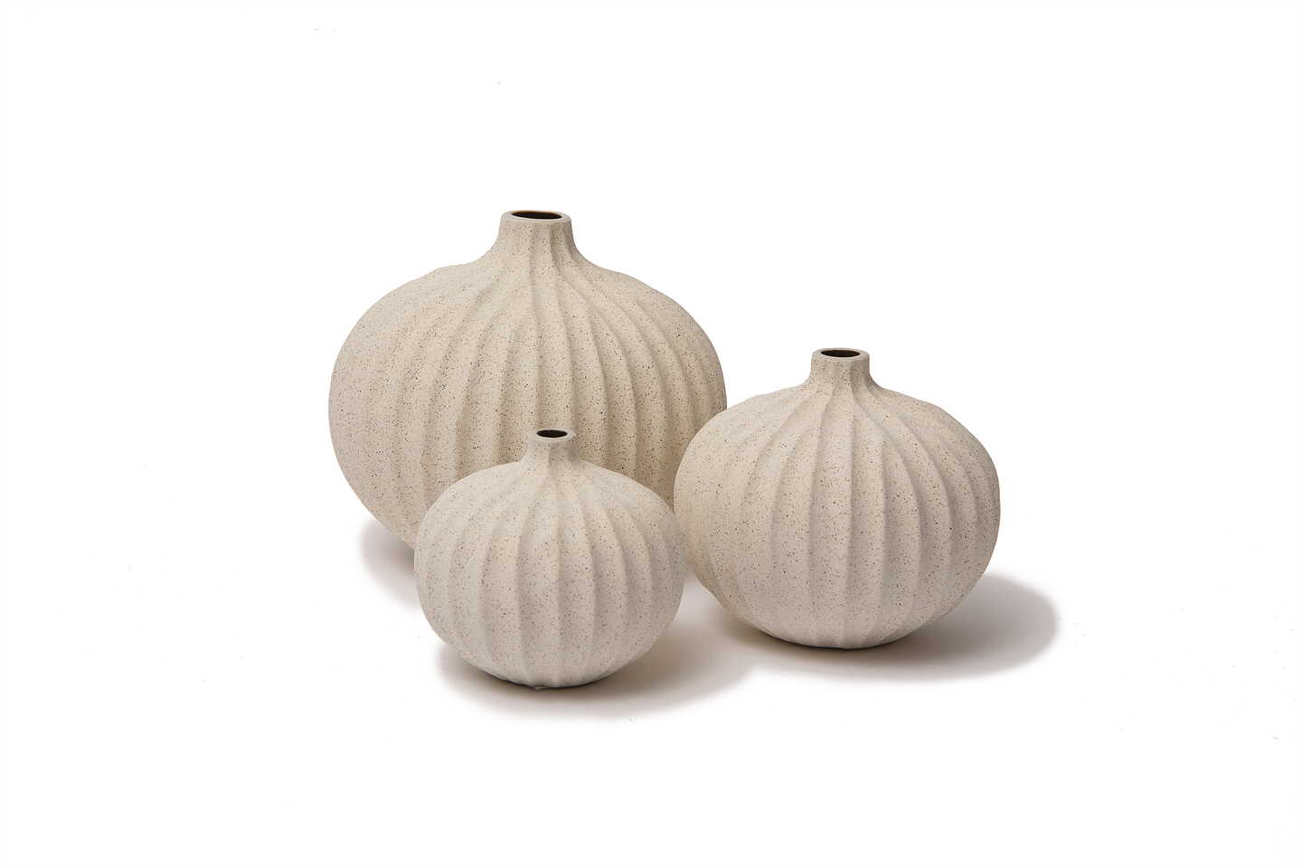 Bari Vase | Medium | Sand White Light Deep Lines | by Lindform - Lifestory