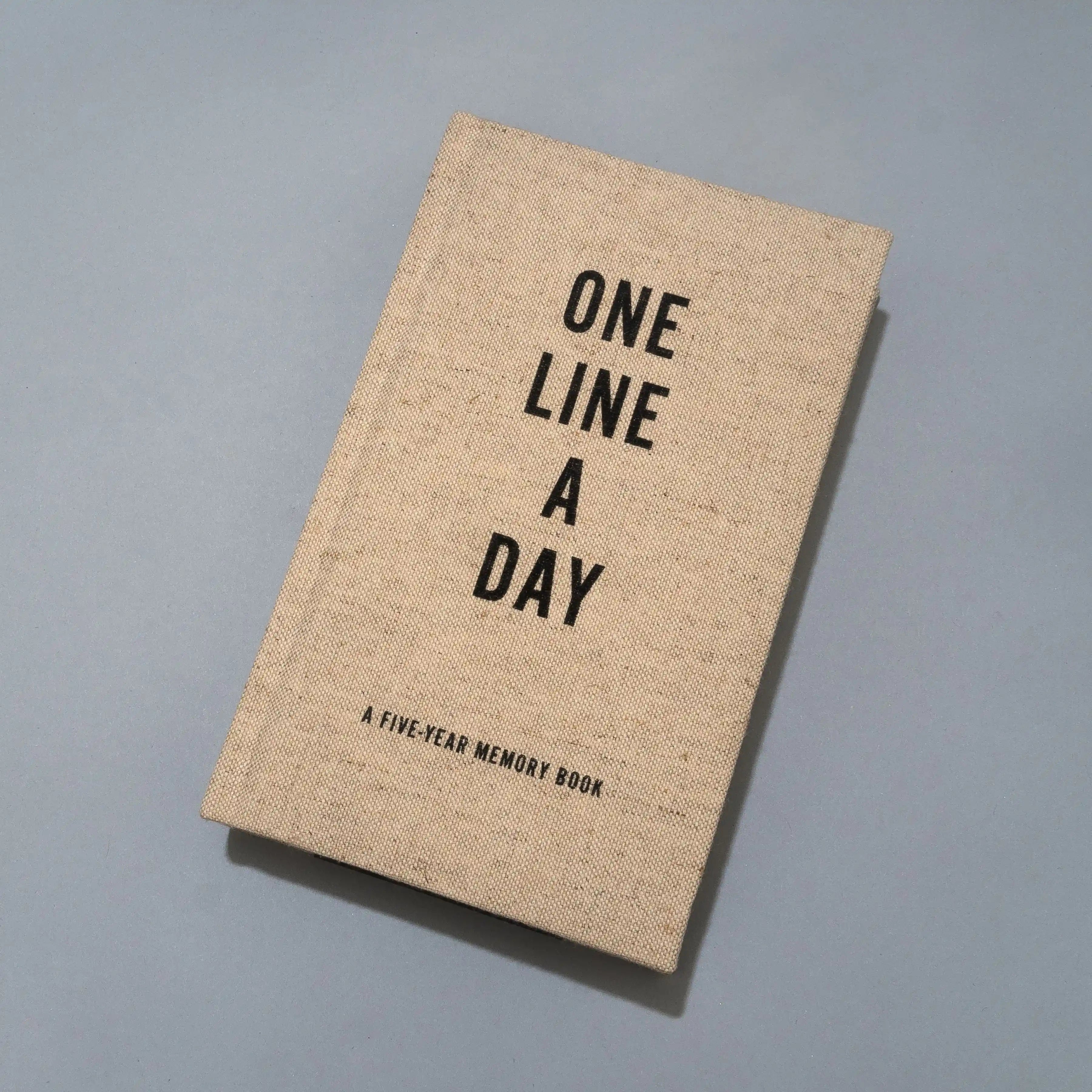 One Line a Day - Five Year Planner / Diary / Journal - Lifestory - Lifestory