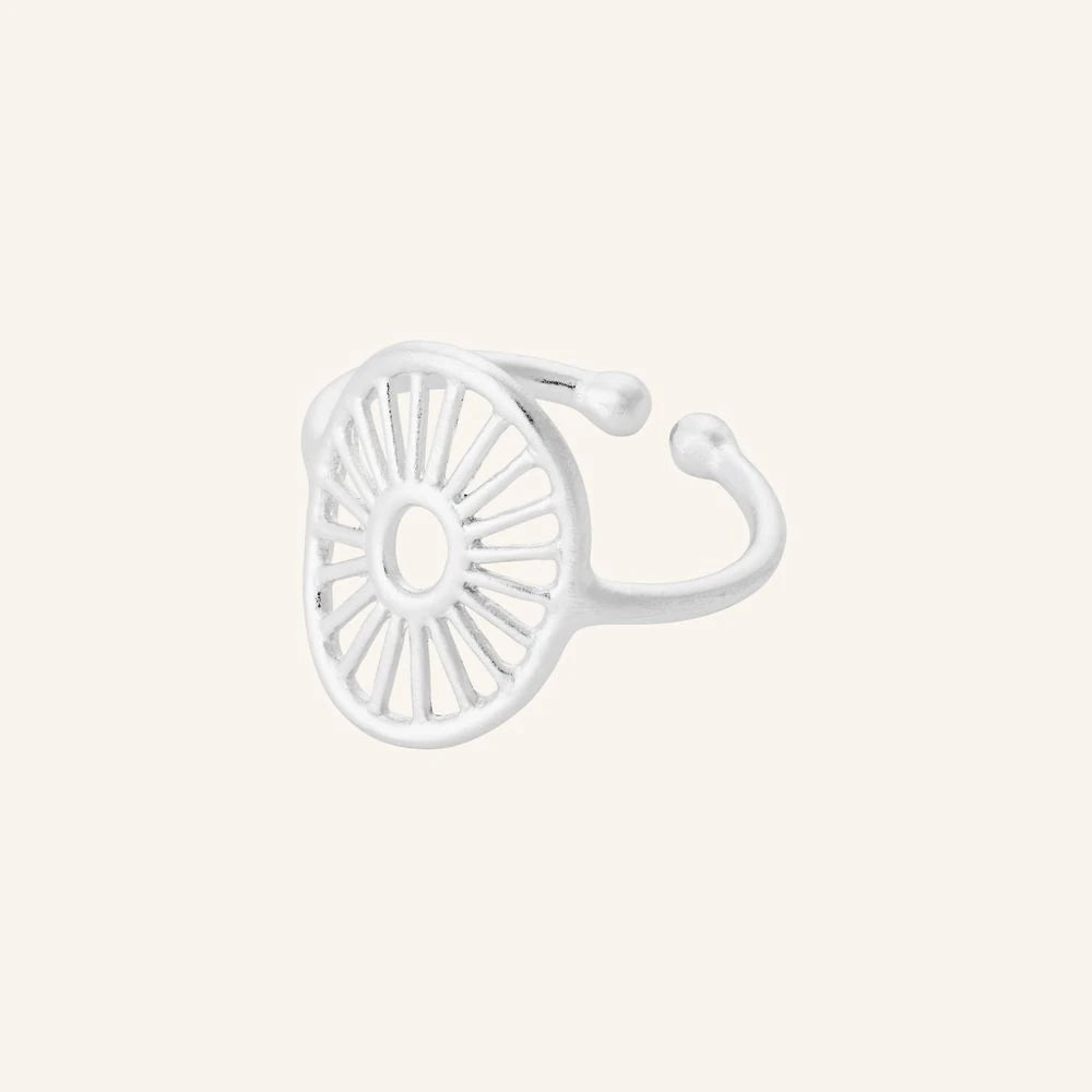 Small Daylight Ring in Silver by Pernille Corydon