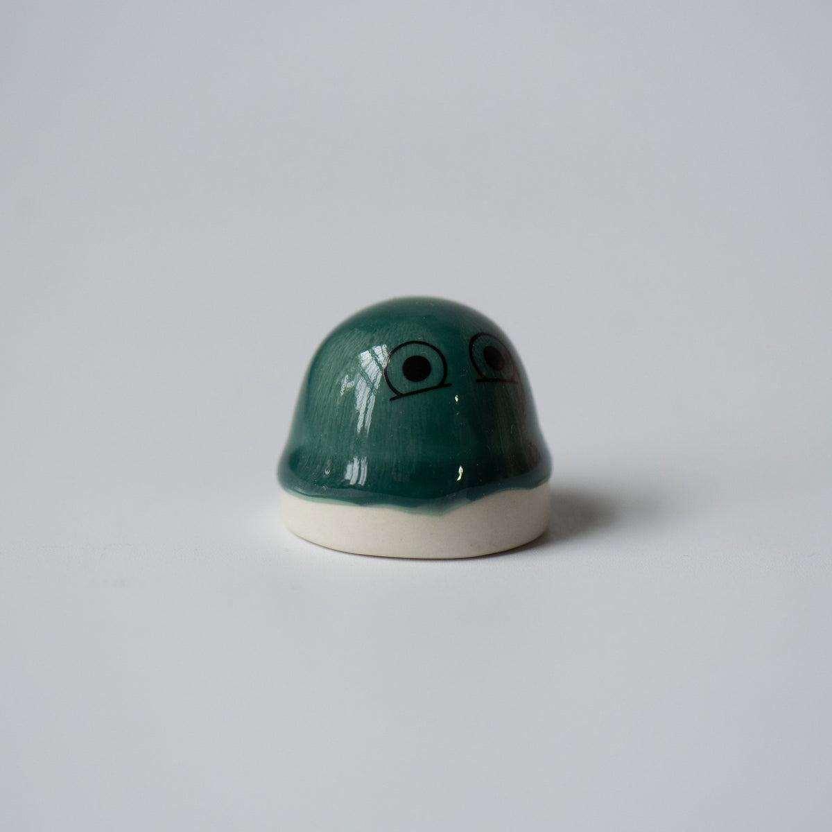 Studio Arhoj Familia Figurine Dot Drew