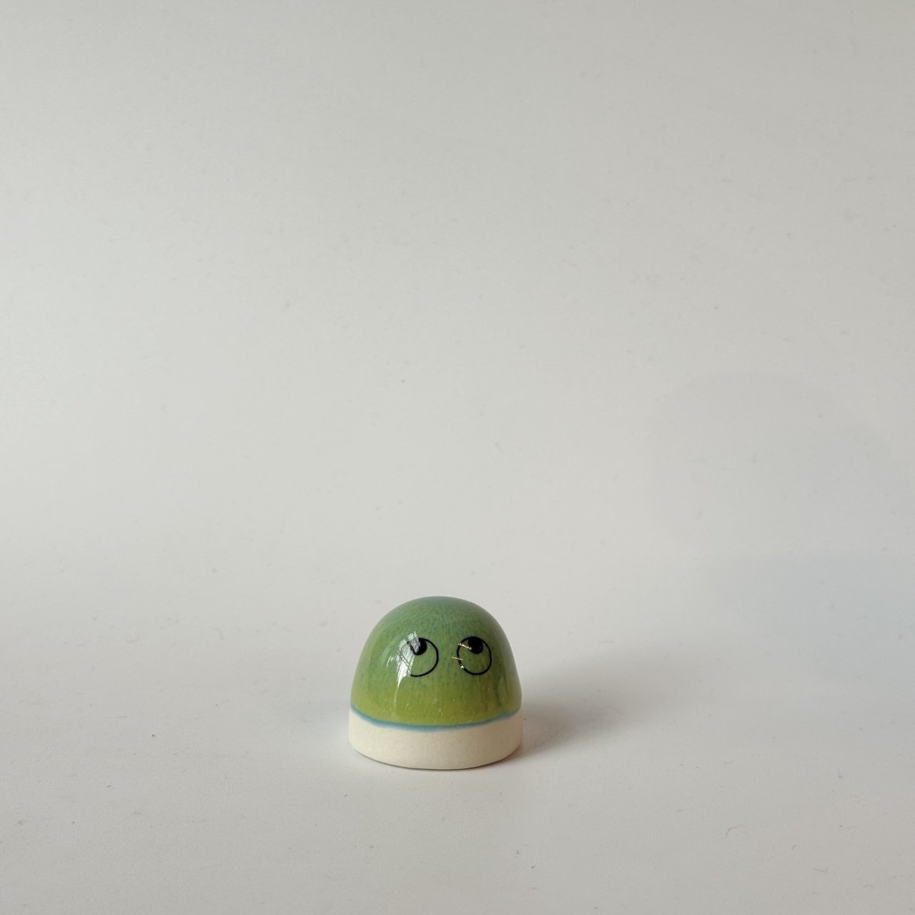 Studio Arhoj Familia Figurine | Dot | Collins