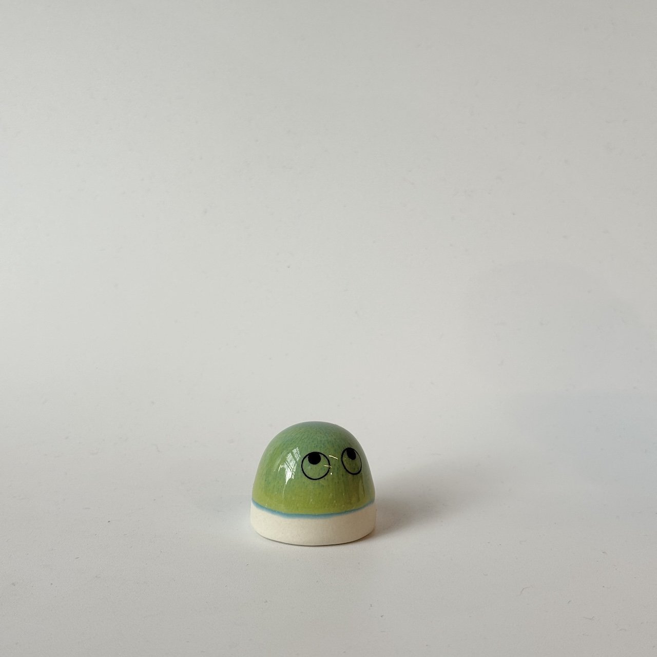 Studio Arhoj Familia Figurine | Dot | Collins
