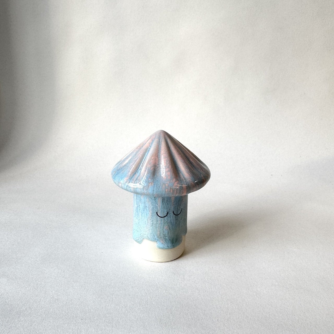 Familia Figurine, Osu | Kelsey | by Studio Arhoj