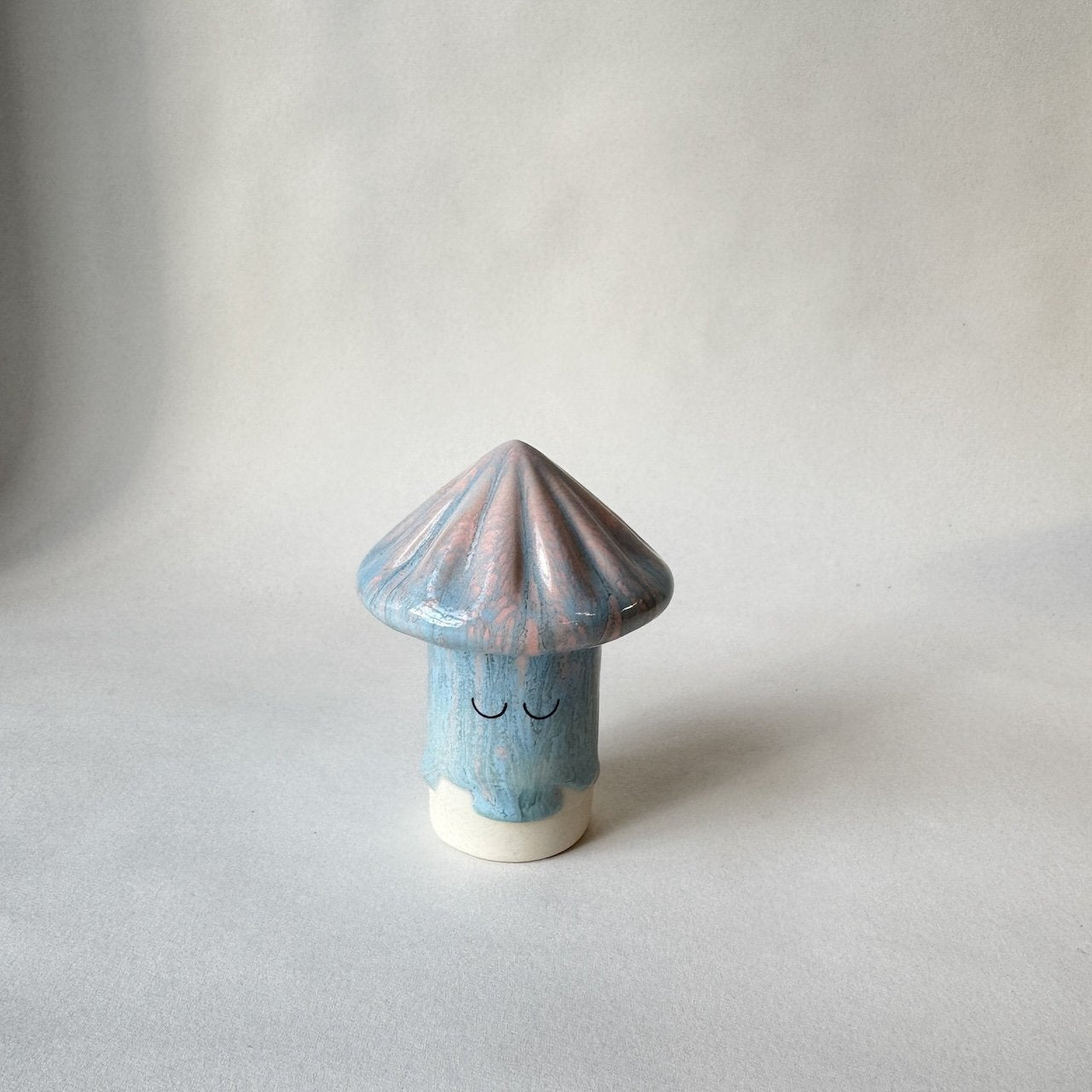 Familia Figurine, Osu | Kelsey | by Studio Arhoj