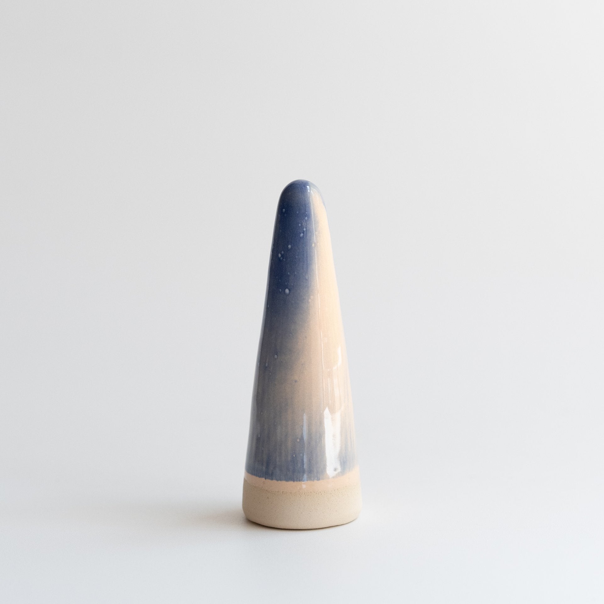 Ghost | Xena | Ceramic Figurine | by Studio Arhoj - Lifestory